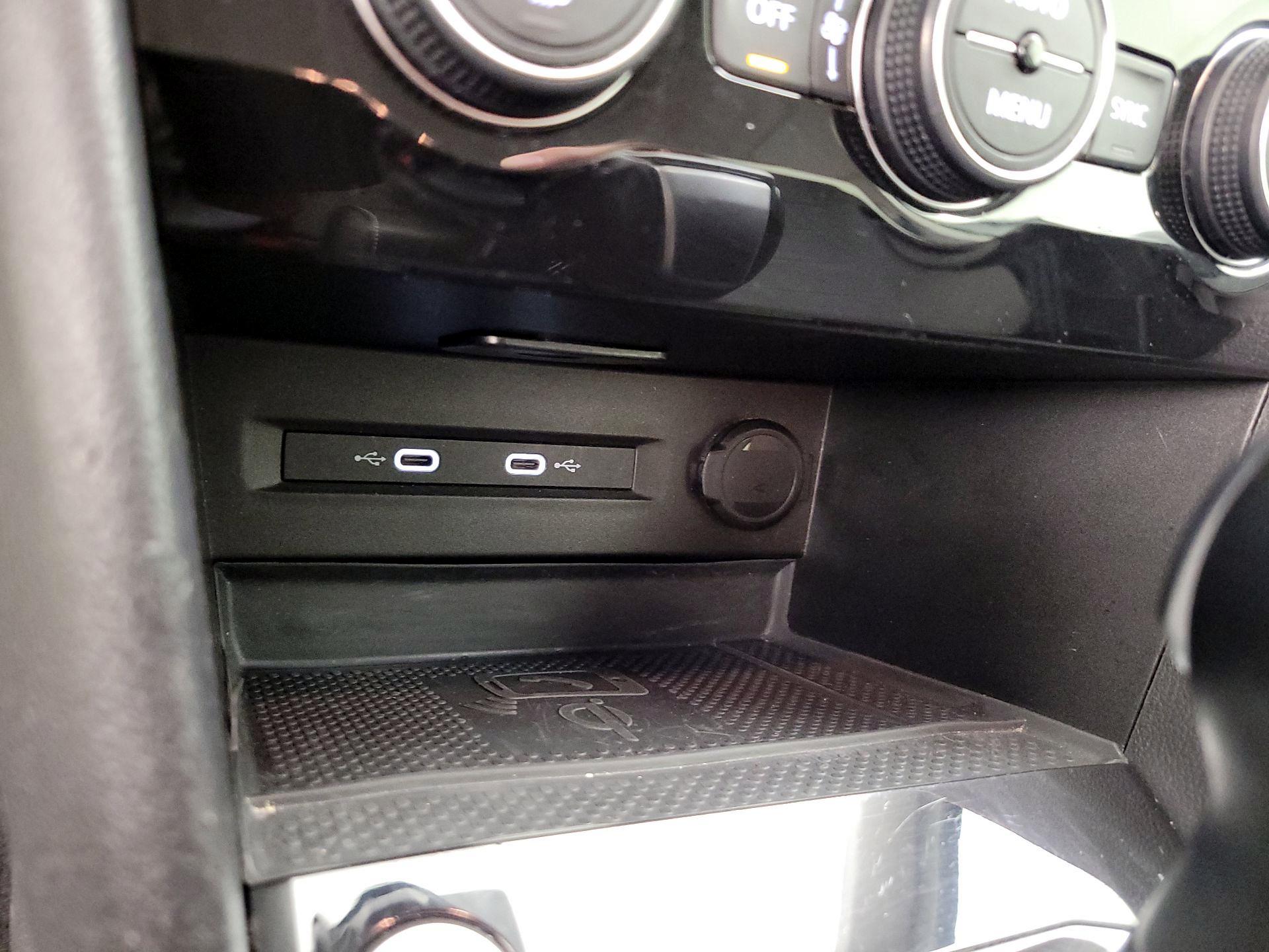 Thumbnail: 2024 Volkswagen Taos - 18