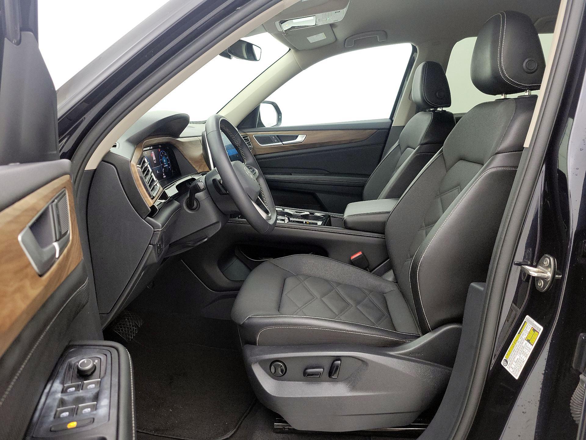 Thumbnail: 2024 Volkswagen Atlas - 11