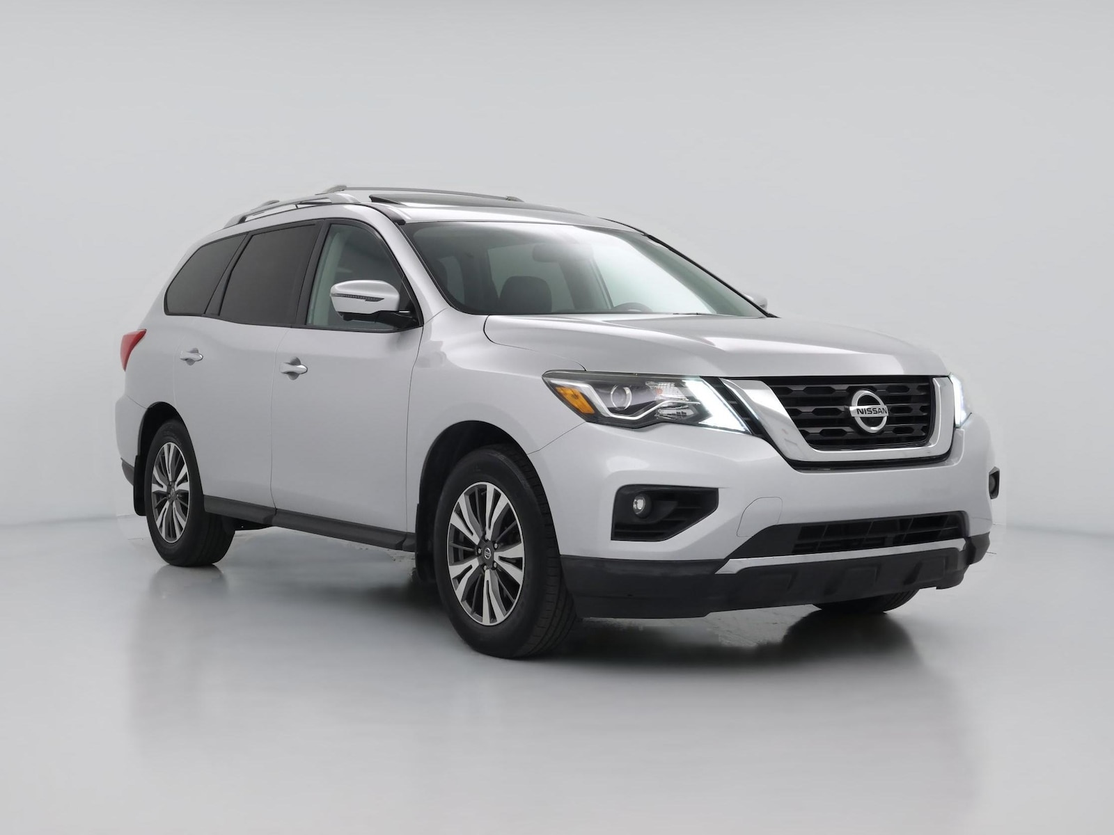 2017 Nissan Pathfinder SL