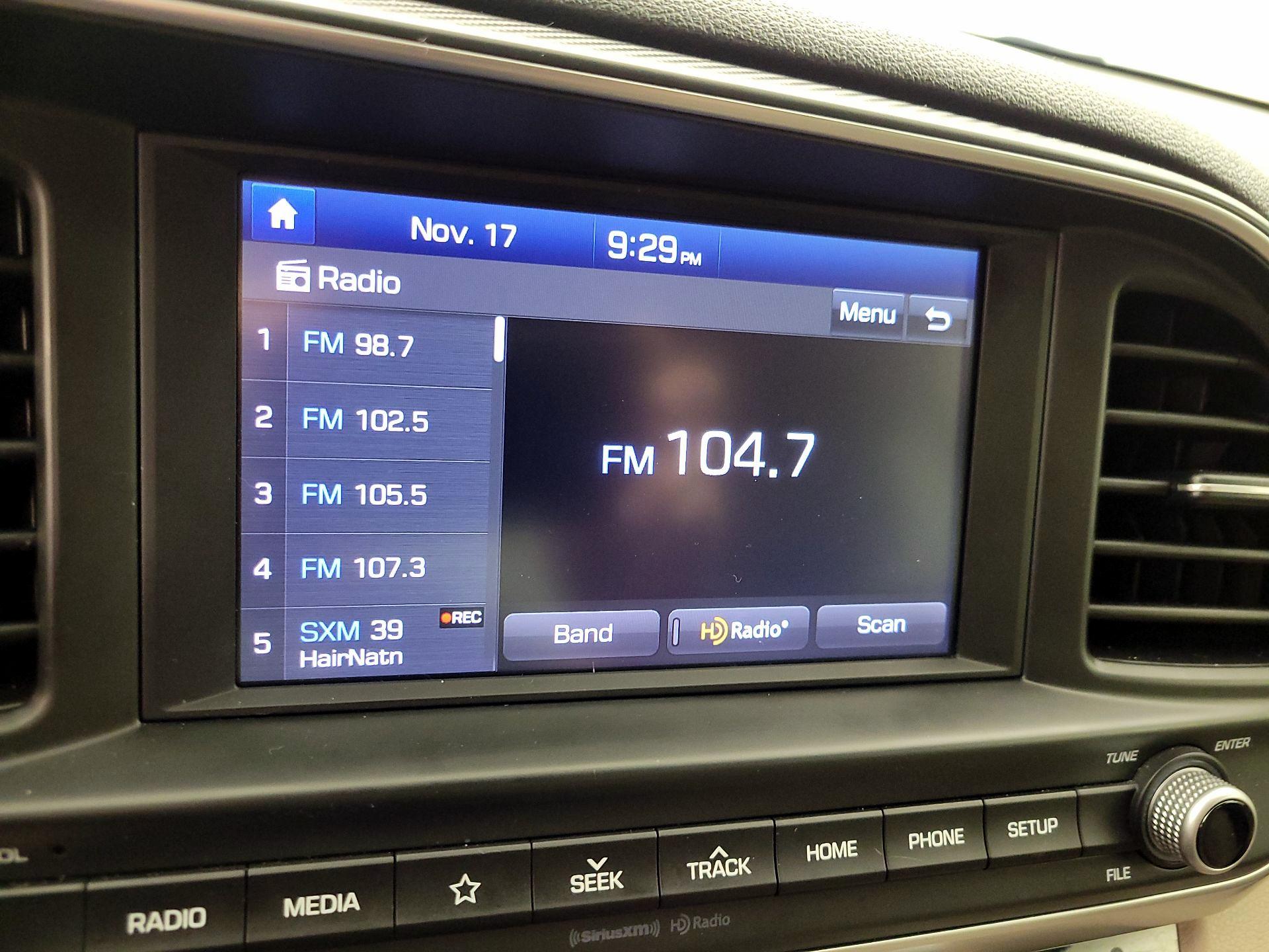 Thumbnail: 2020 Hyundai Elantra - 15