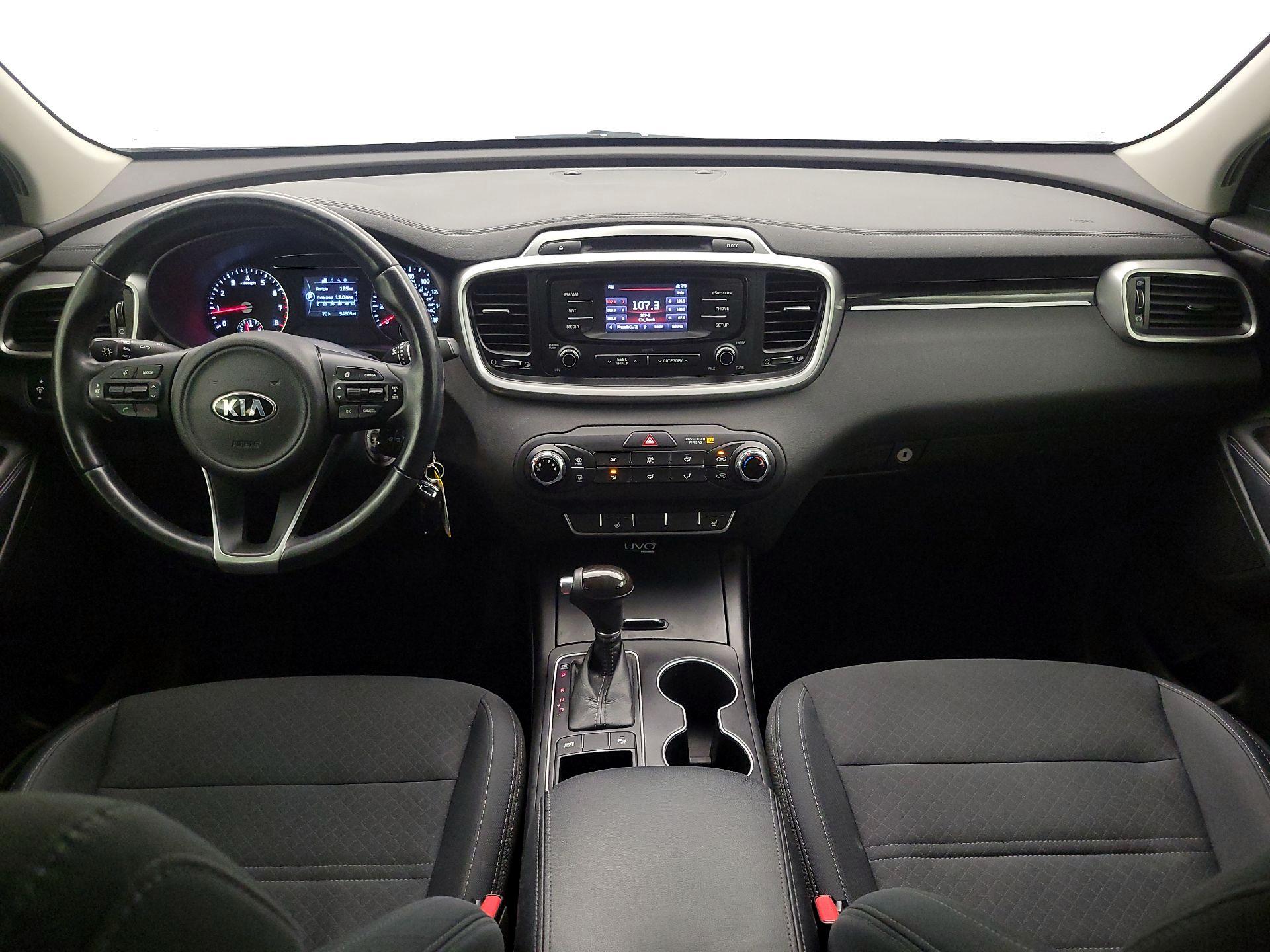 Thumbnail: 2016 Kia Sorento - 9