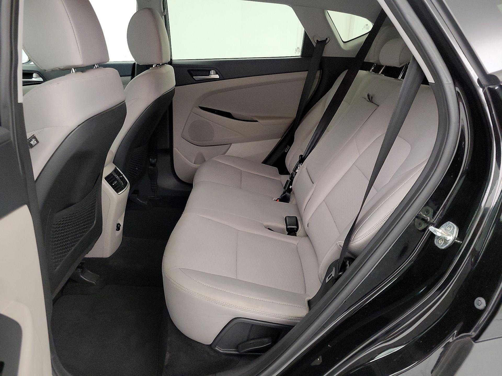 Thumbnail: 2020 Hyundai Tucson - 19