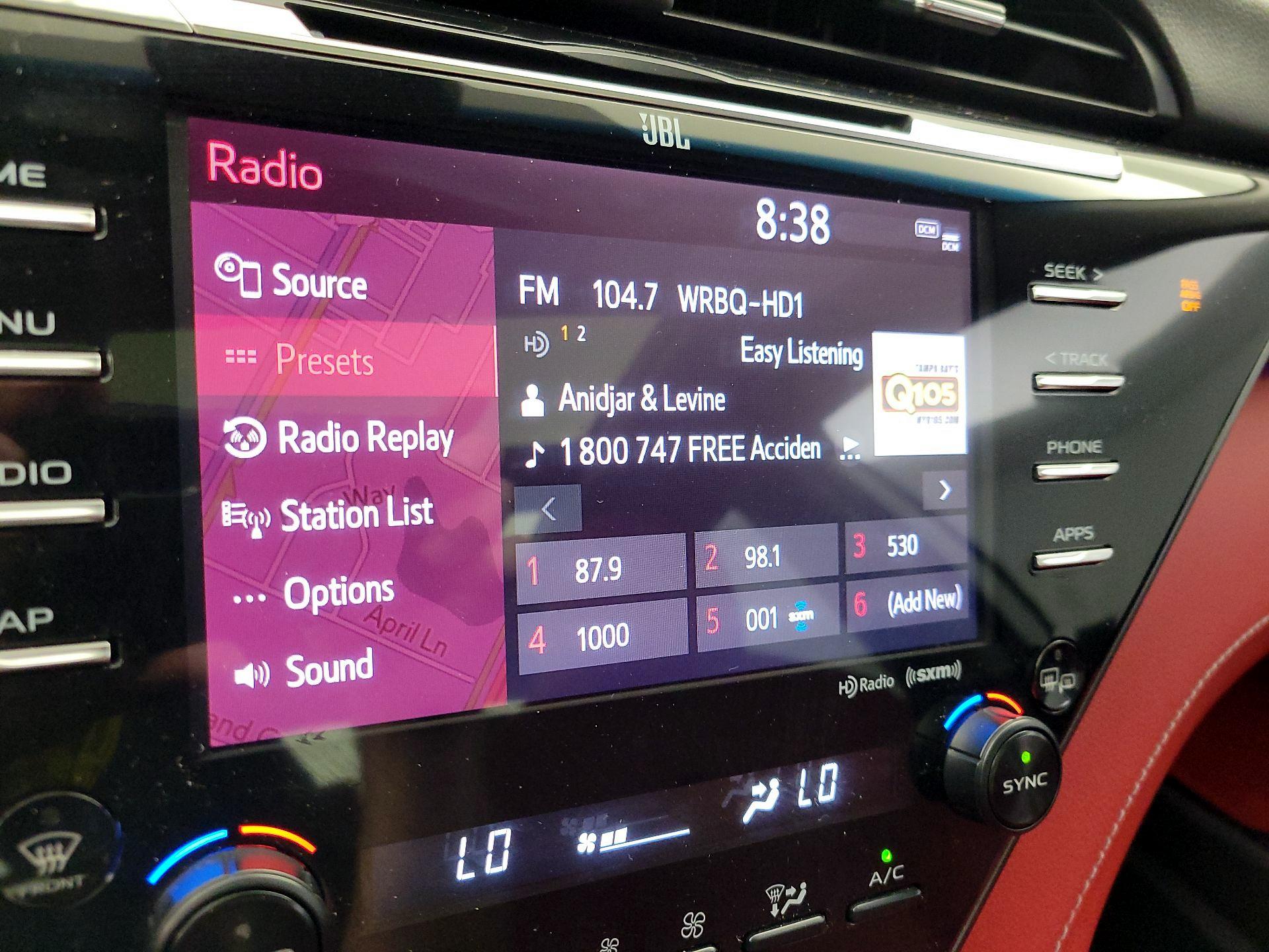 Thumbnail: 2019 Toyota Camry - 16