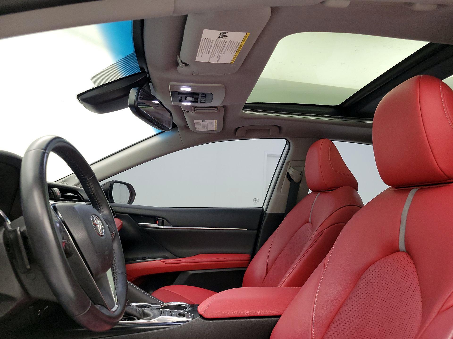 Thumbnail: 2019 Toyota Camry - 20