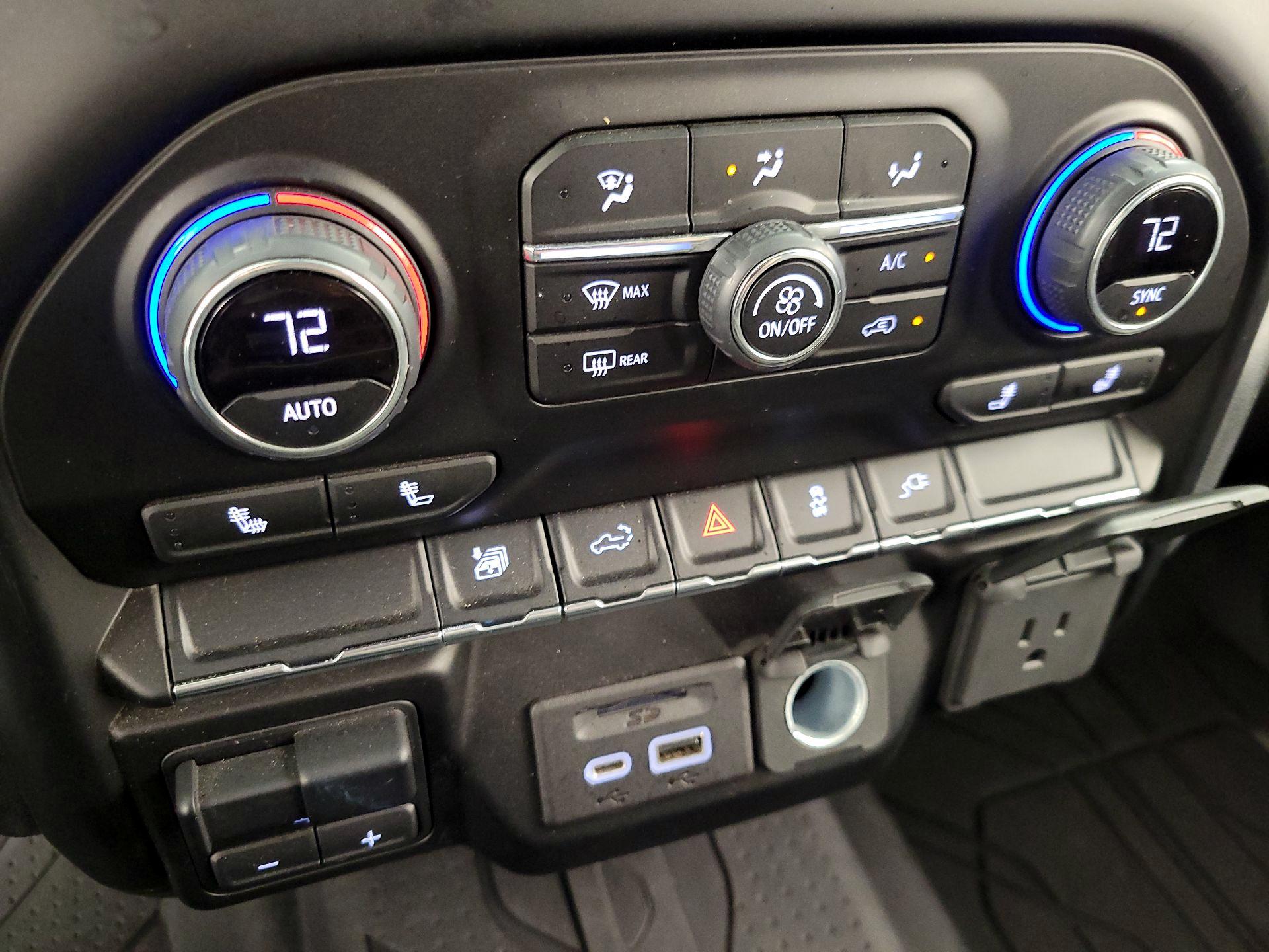 Thumbnail: 2022 Chevrolet Silverado 2500 - 16