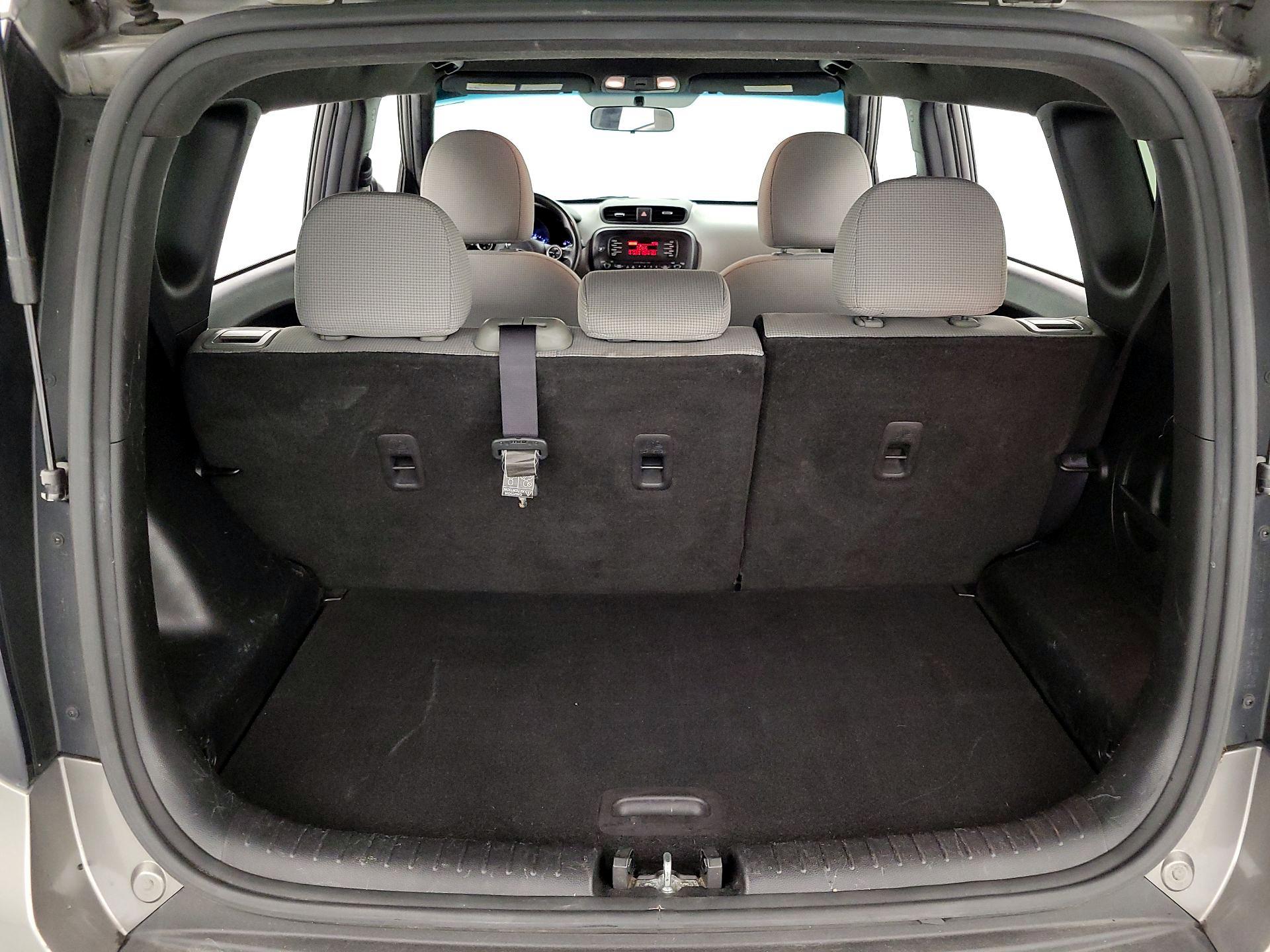 Thumbnail: 2015 Kia Soul - 19