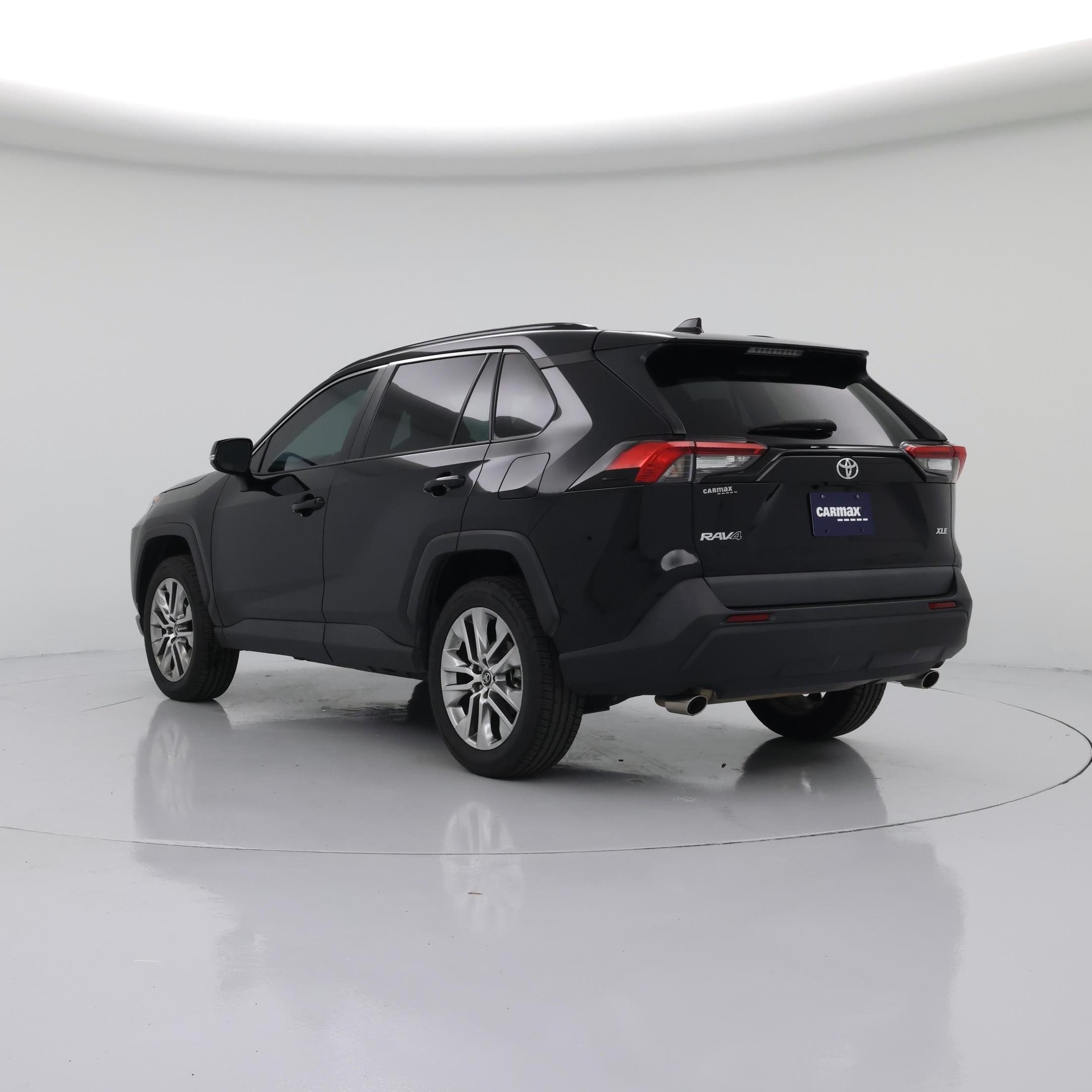 Thumbnail: 2021 Toyota RAV4 - 2