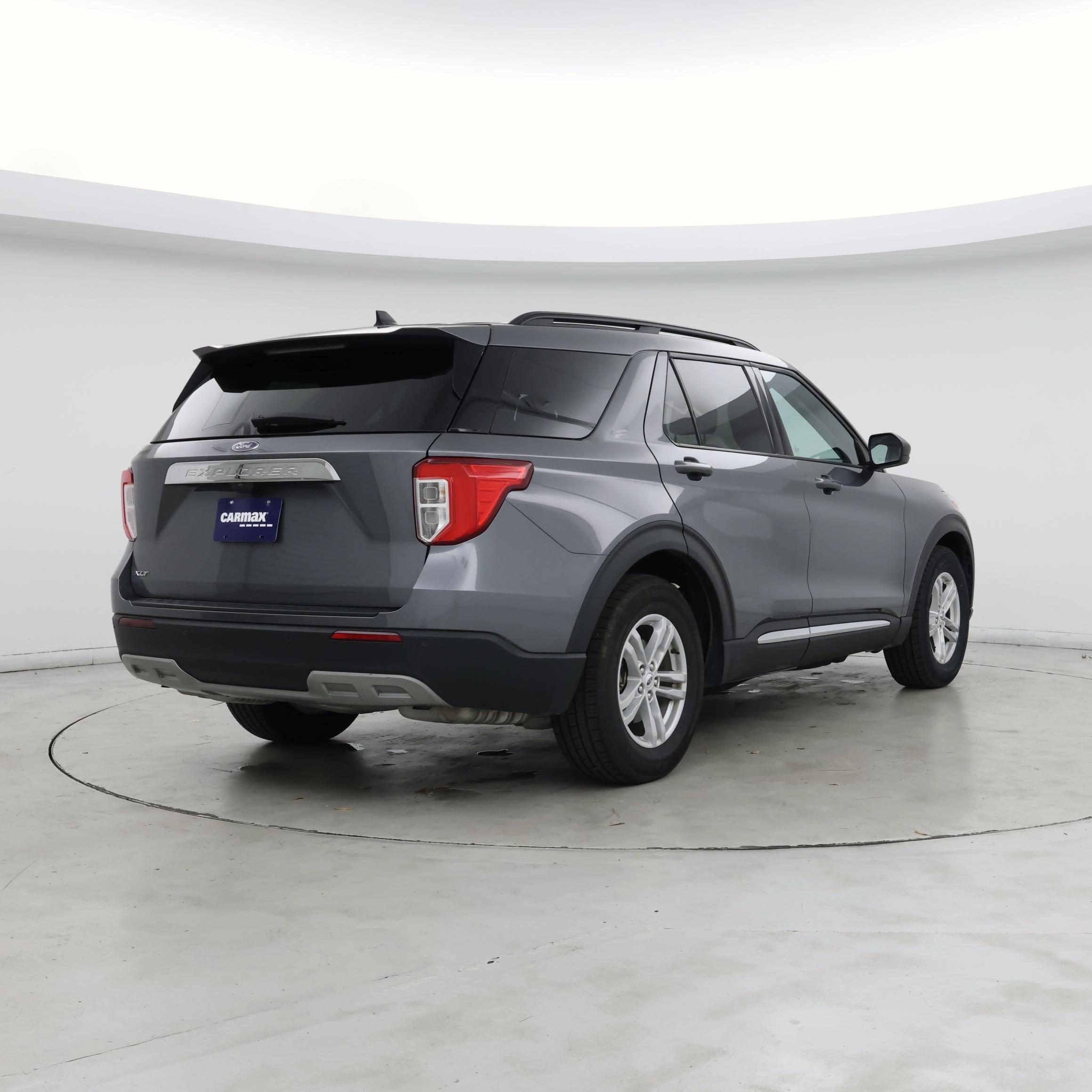 Thumbnail: 2024 Ford Explorer - 8