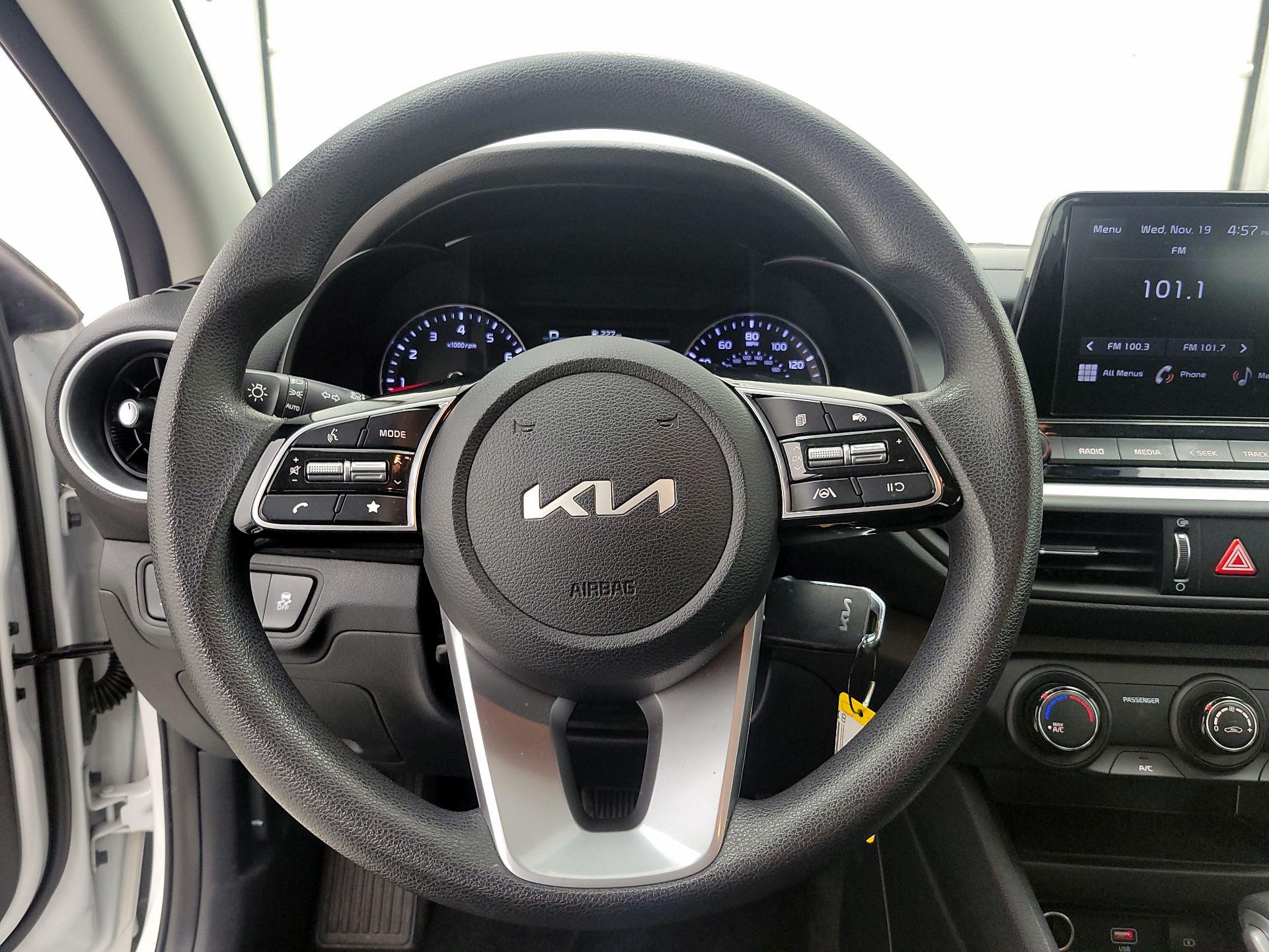 Thumbnail: 2024 Kia Forte - 10