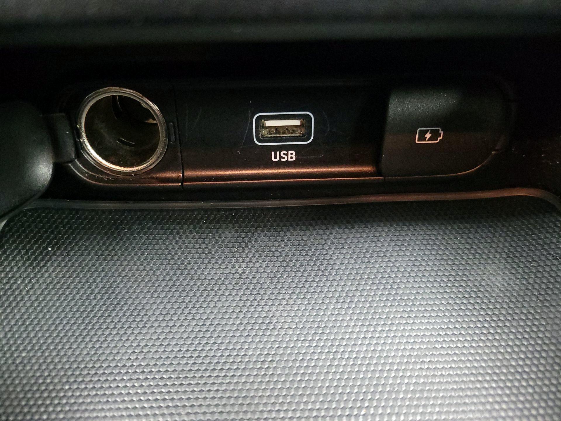 Thumbnail: 2024 Kia Forte - 18