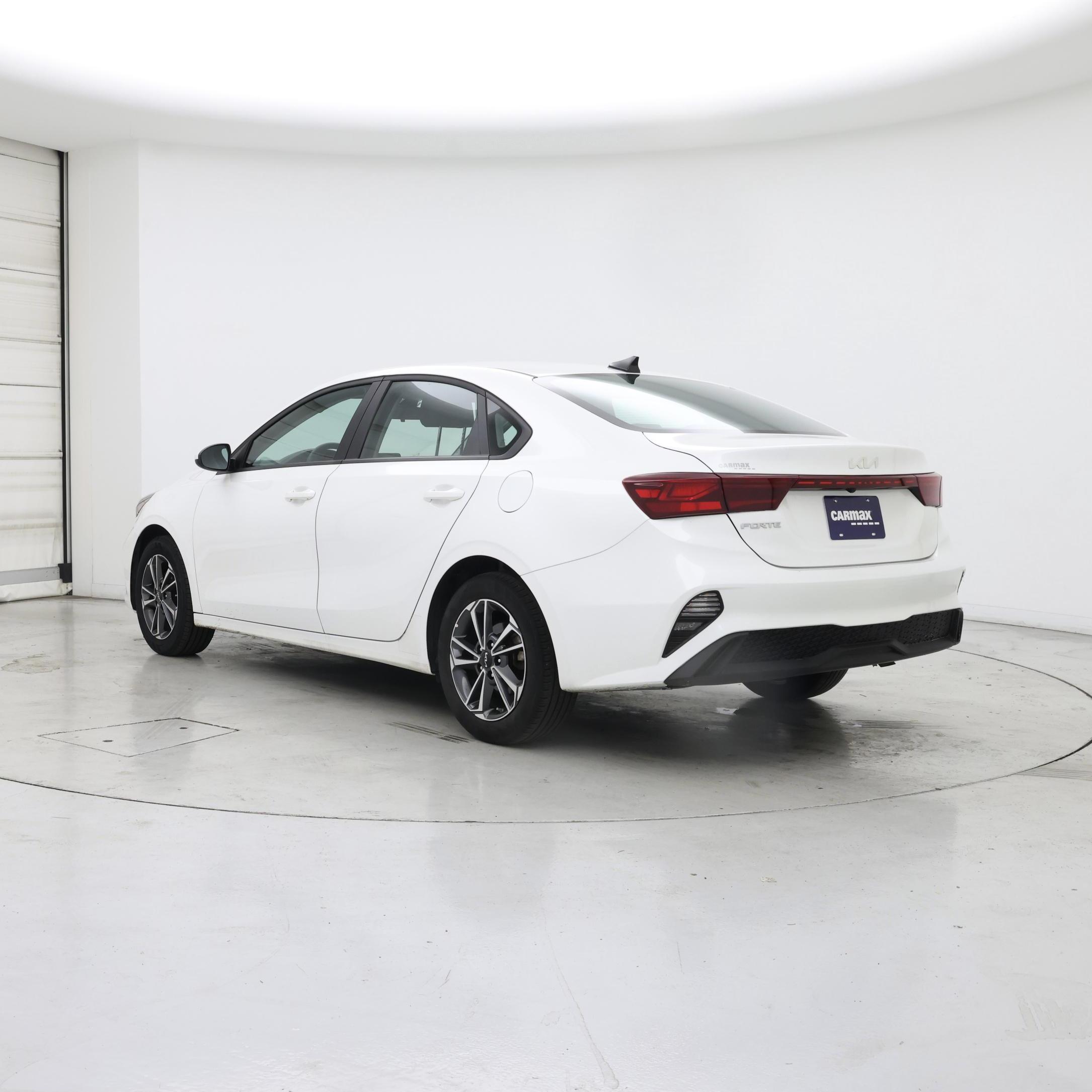 Thumbnail: 2024 Kia Forte - 2