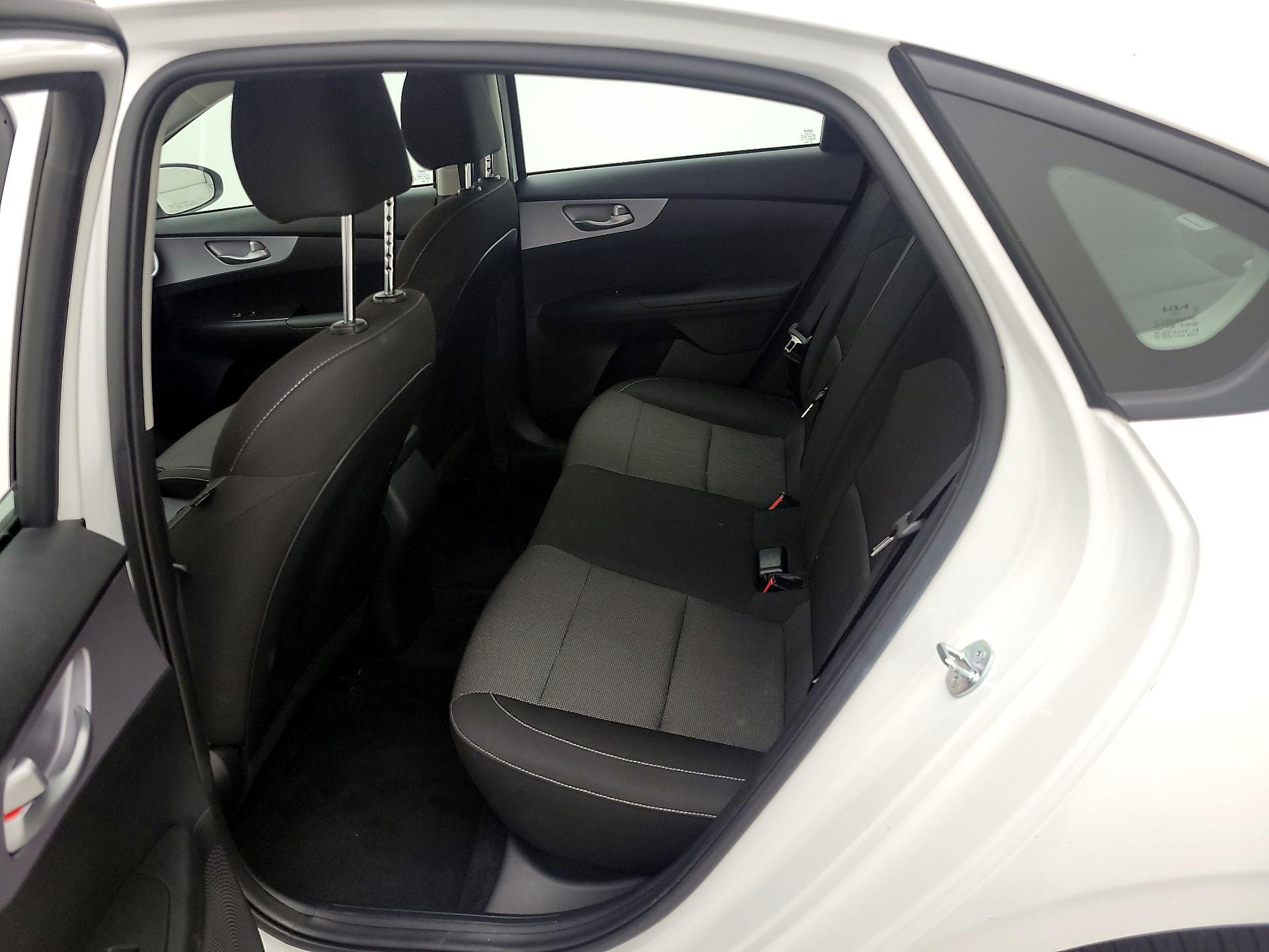 Thumbnail: 2024 Kia Forte - 19