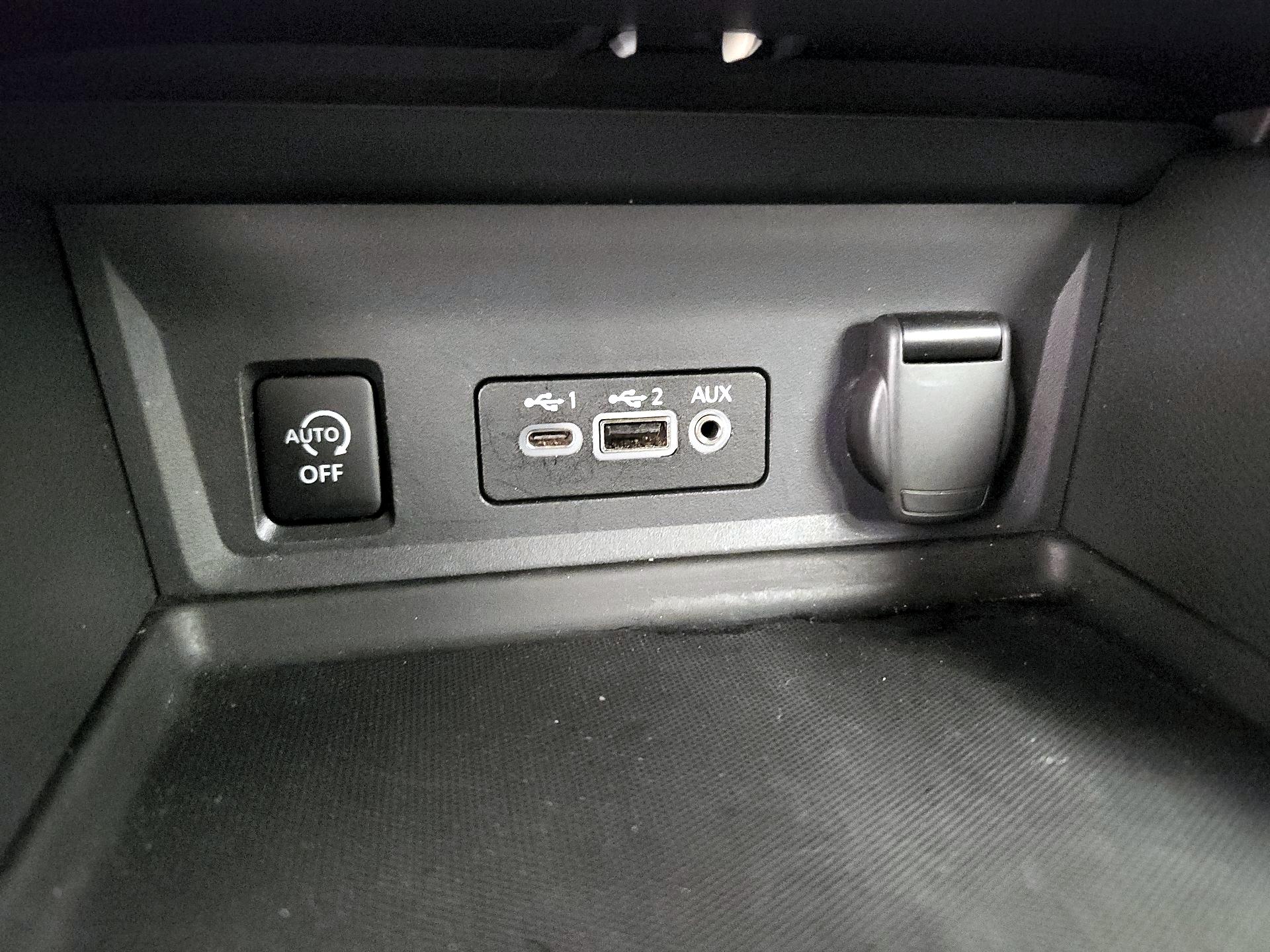 Thumbnail: 2024 Nissan Sentra - 18