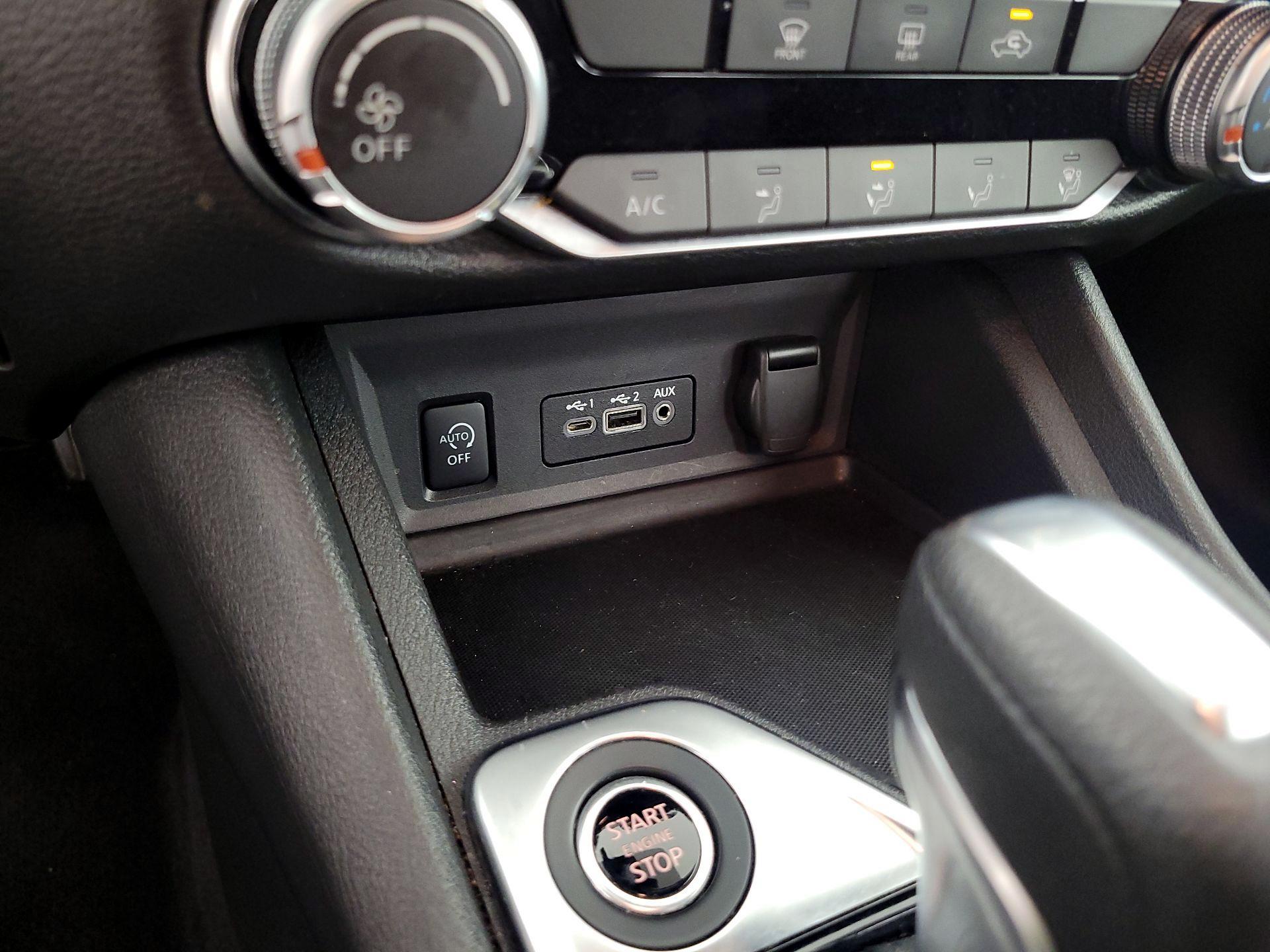 Thumbnail: 2024 Nissan Sentra - 18