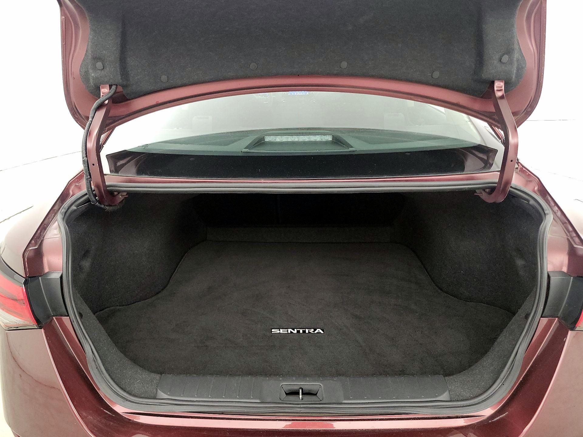 Thumbnail: 2024 Nissan Sentra - 20