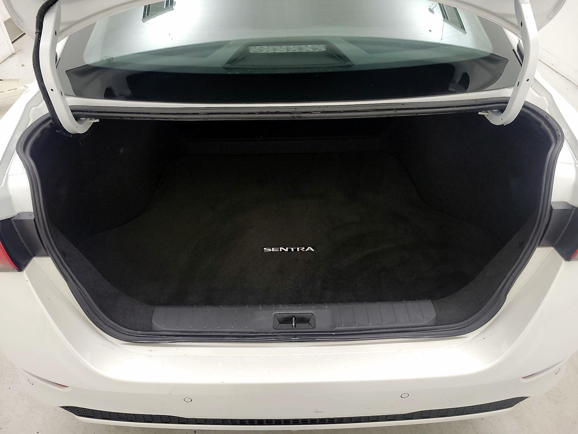 Thumbnail: 2024 Nissan Sentra - 18