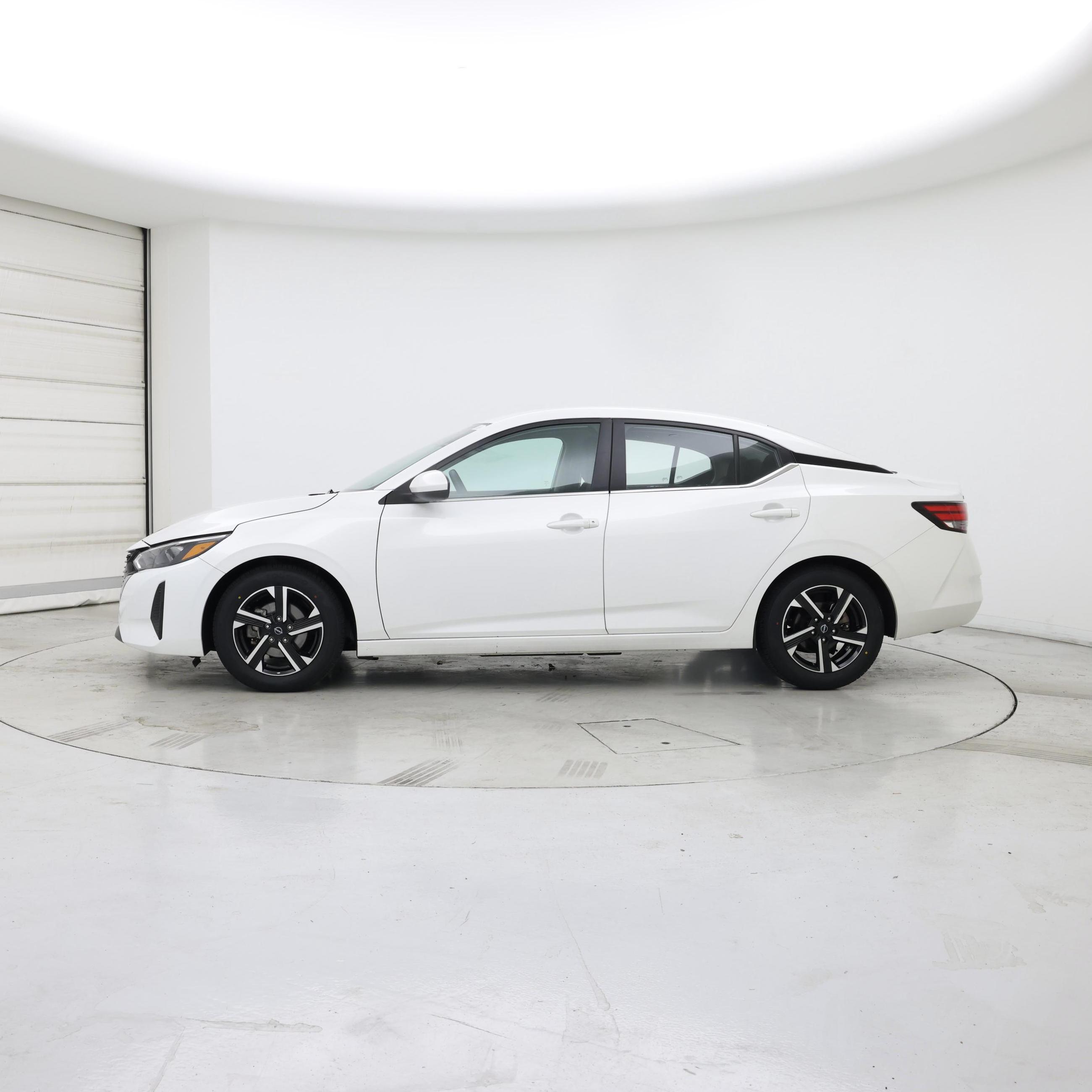 Thumbnail: 2024 Nissan Sentra - 3