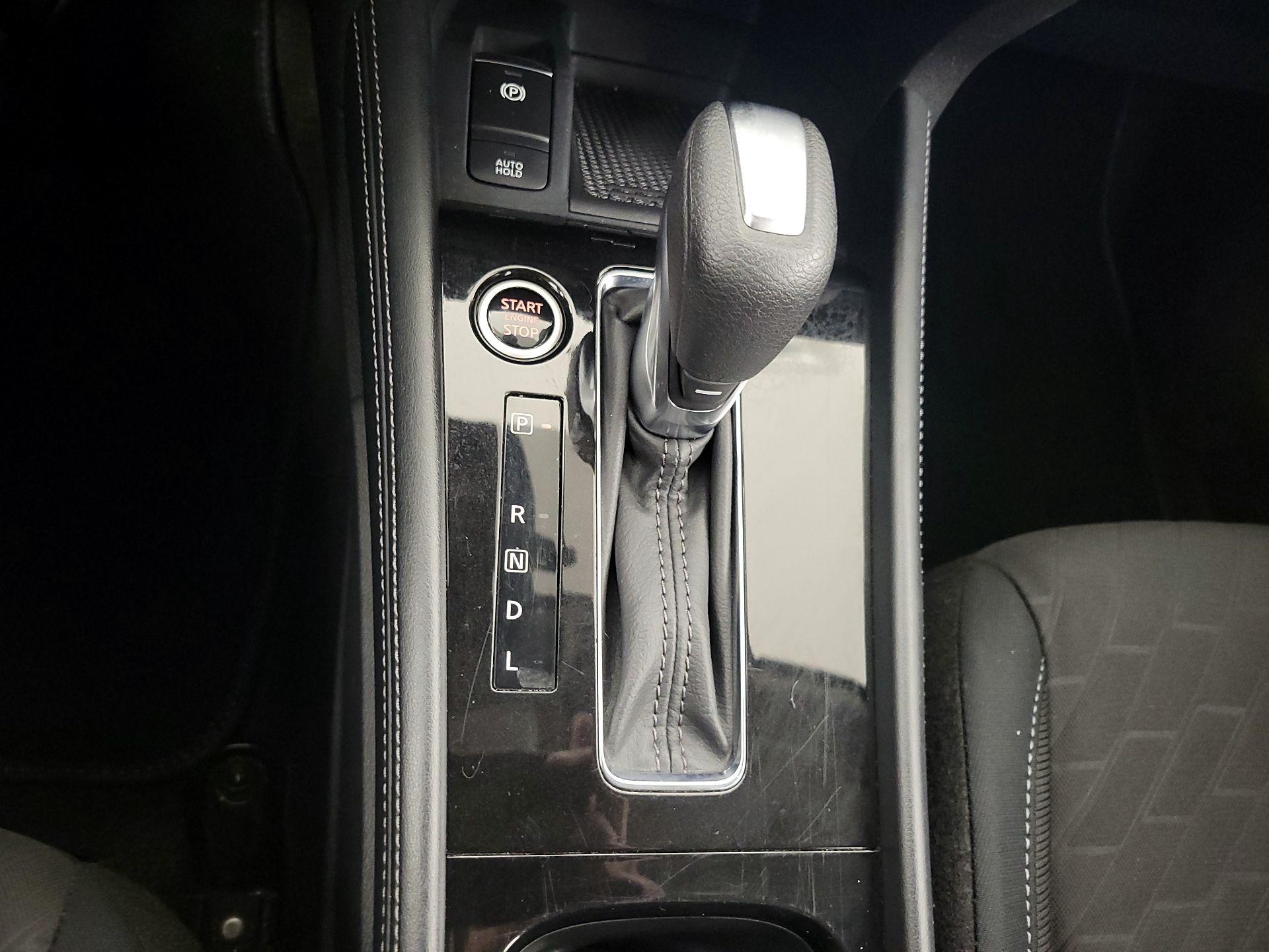 Thumbnail: 2024 Nissan Kicks - 17