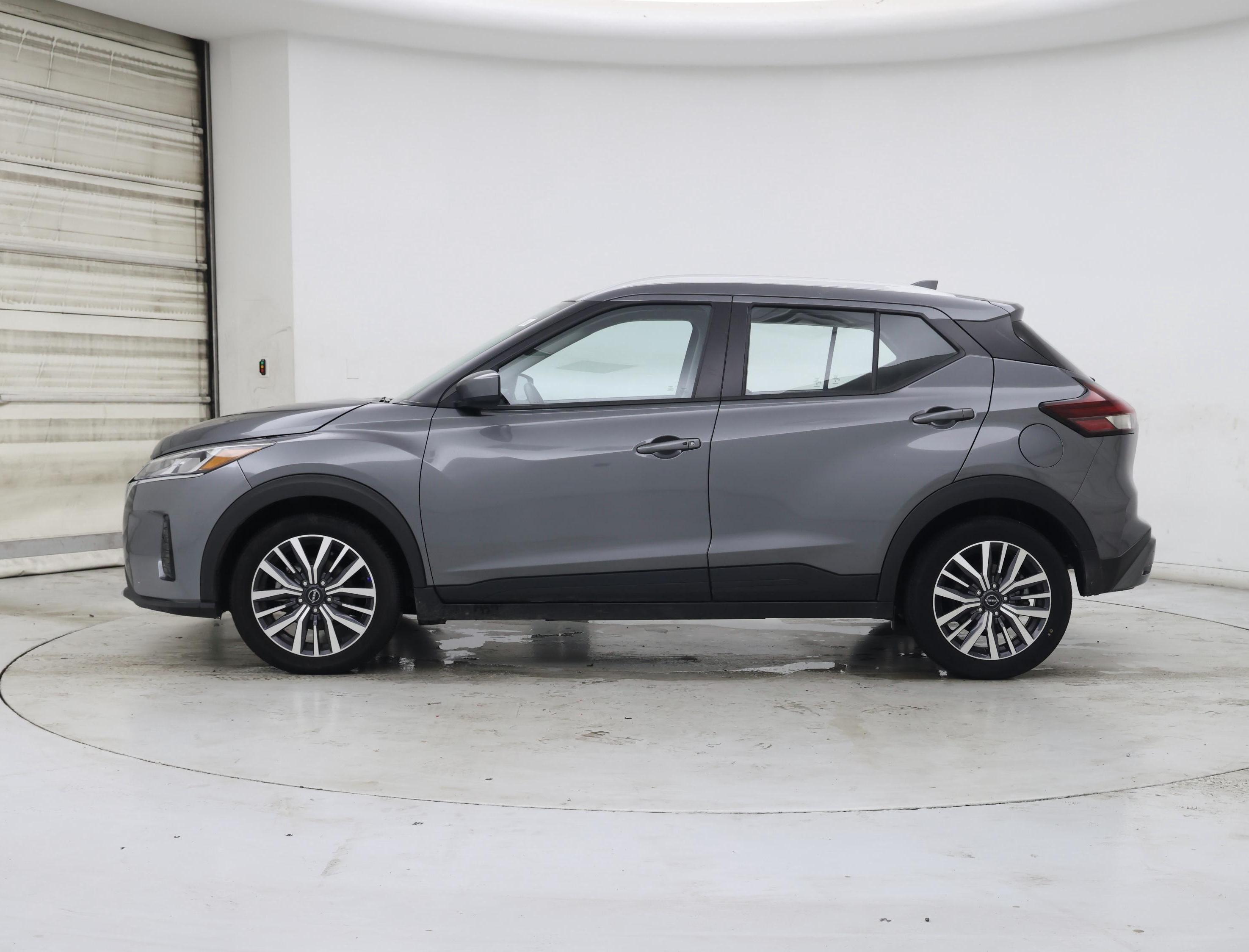Thumbnail: 2024 Nissan Kicks - 3