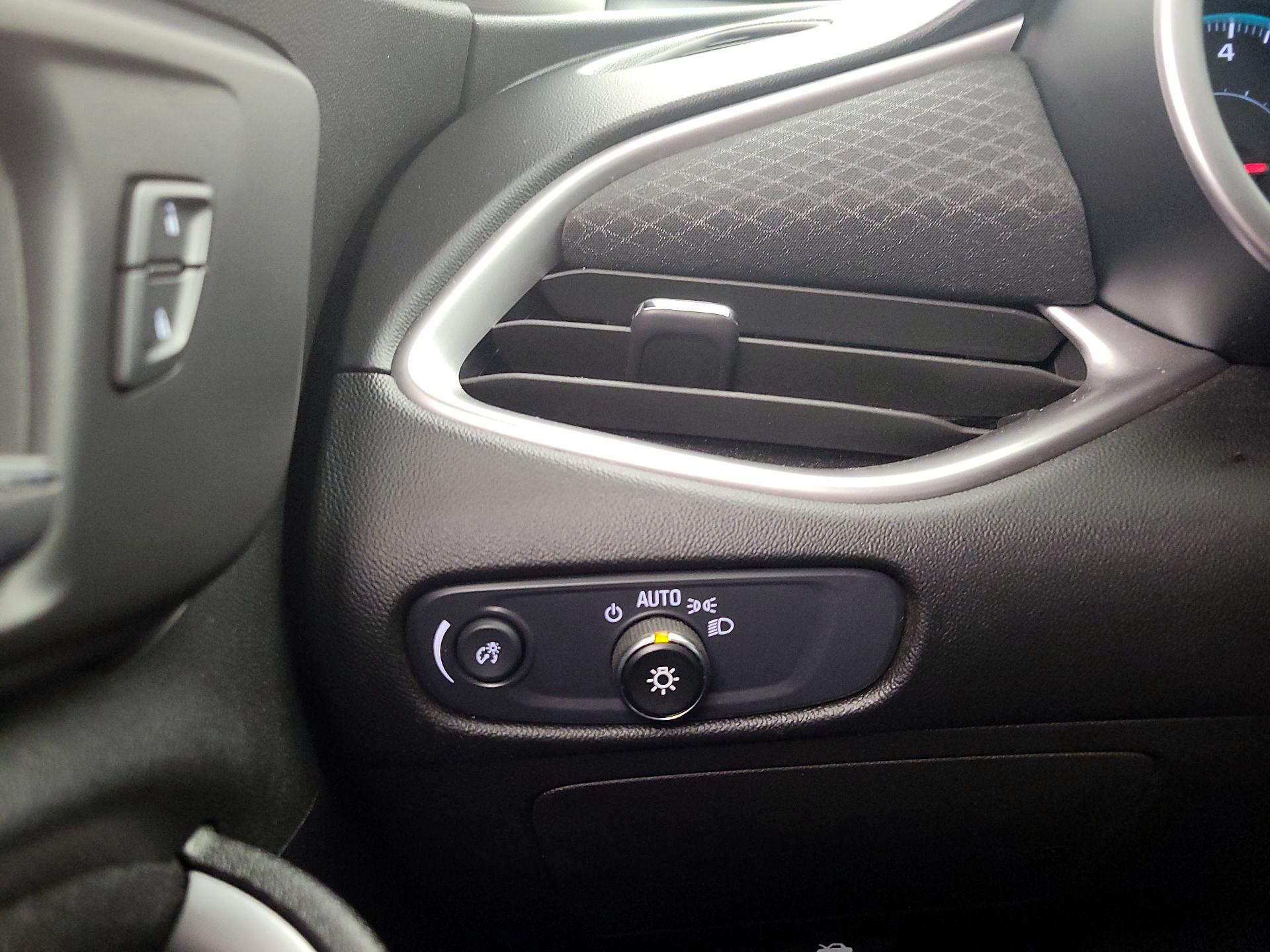 Thumbnail: 2024 Chevrolet Malibu - 13