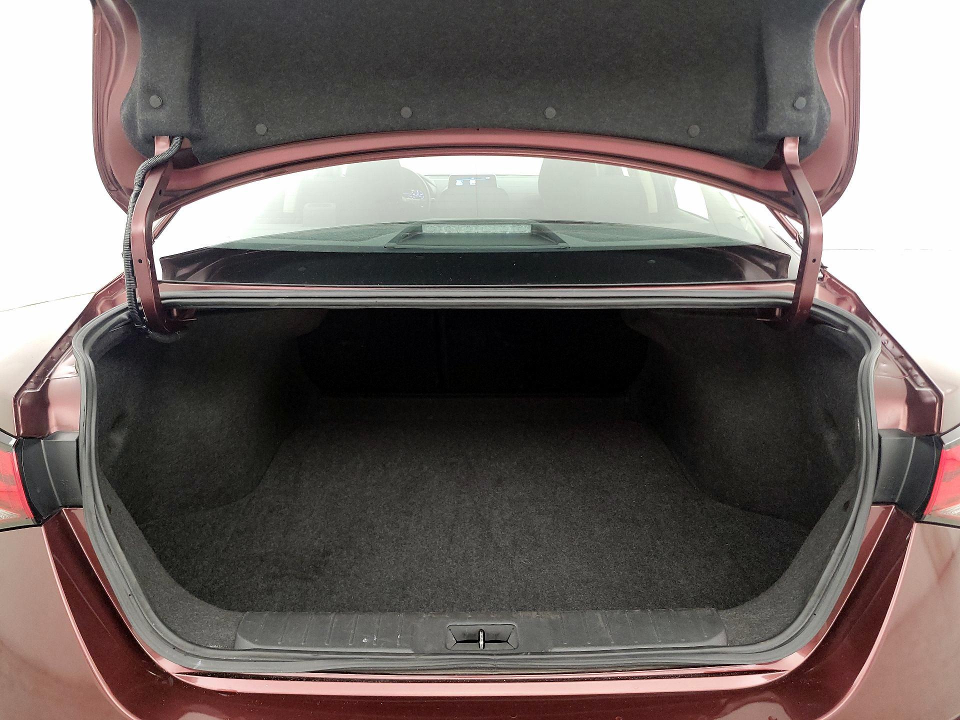 Thumbnail: 2024 Nissan Sentra - 20