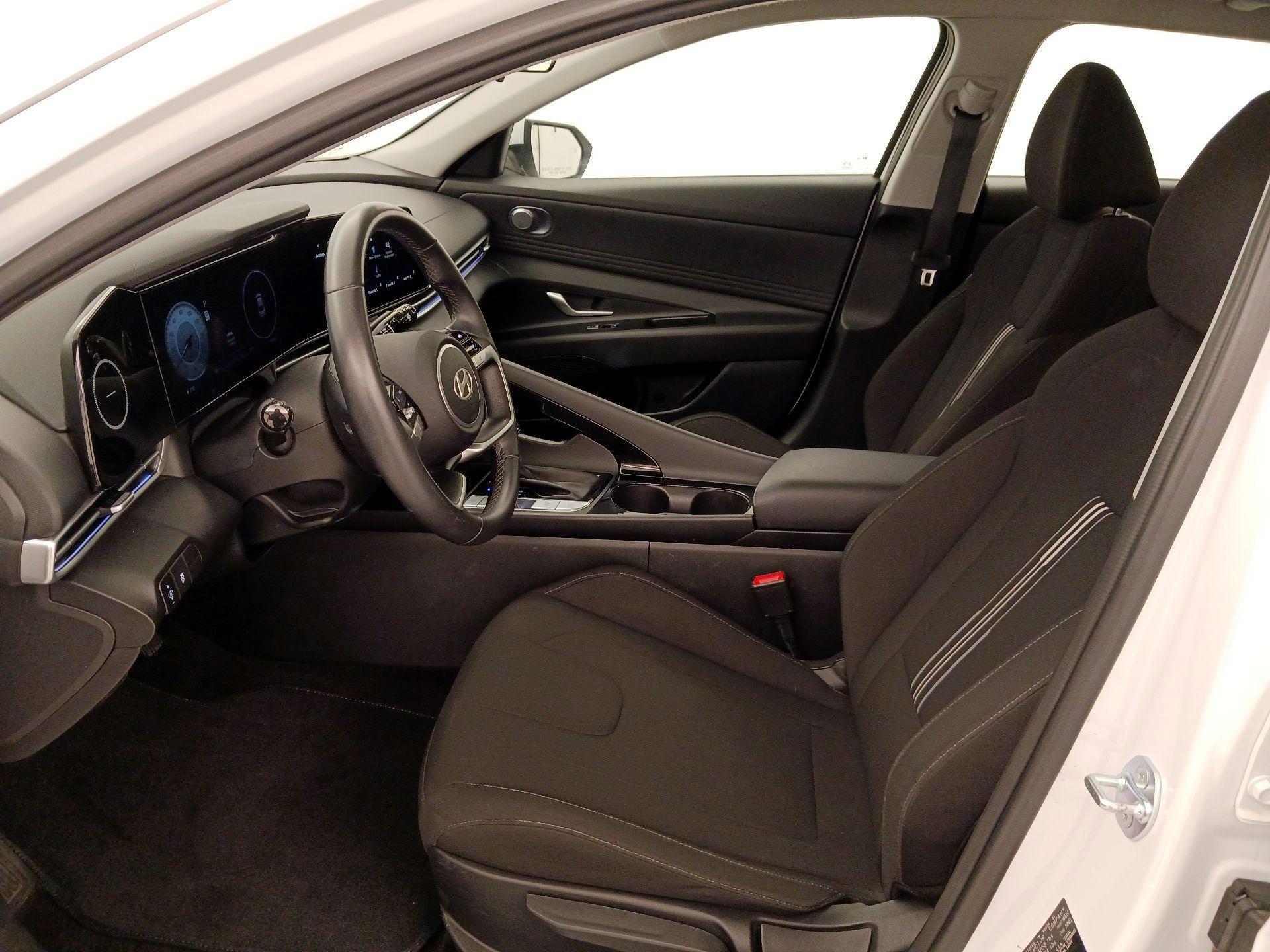 Thumbnail: 2025 Hyundai Elantra - 11