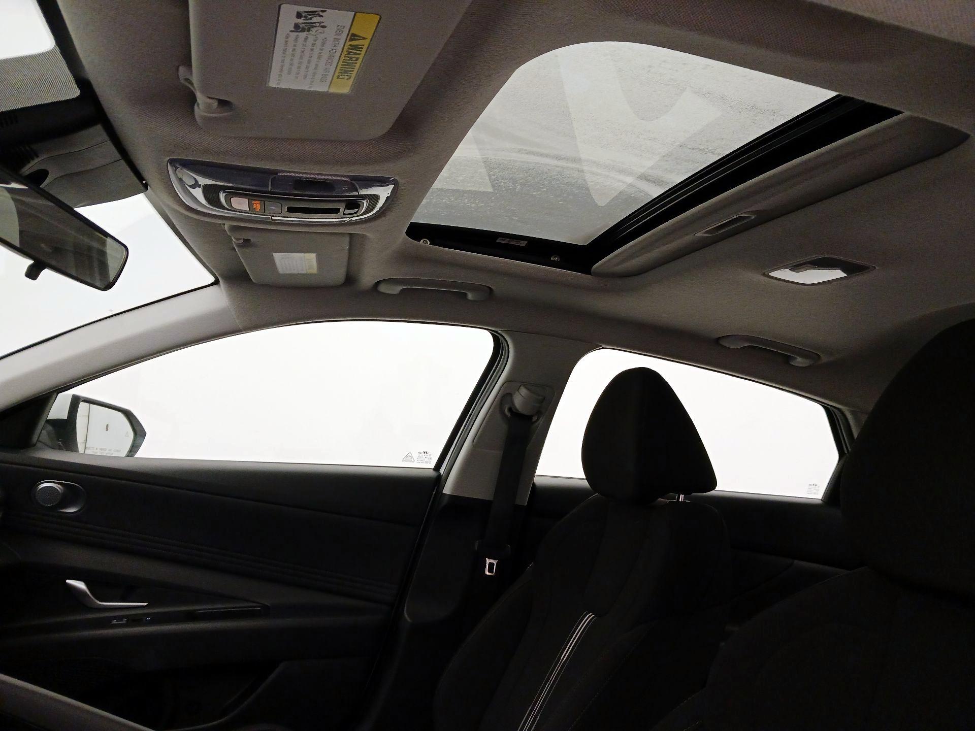 Thumbnail: 2025 Hyundai Elantra - 20