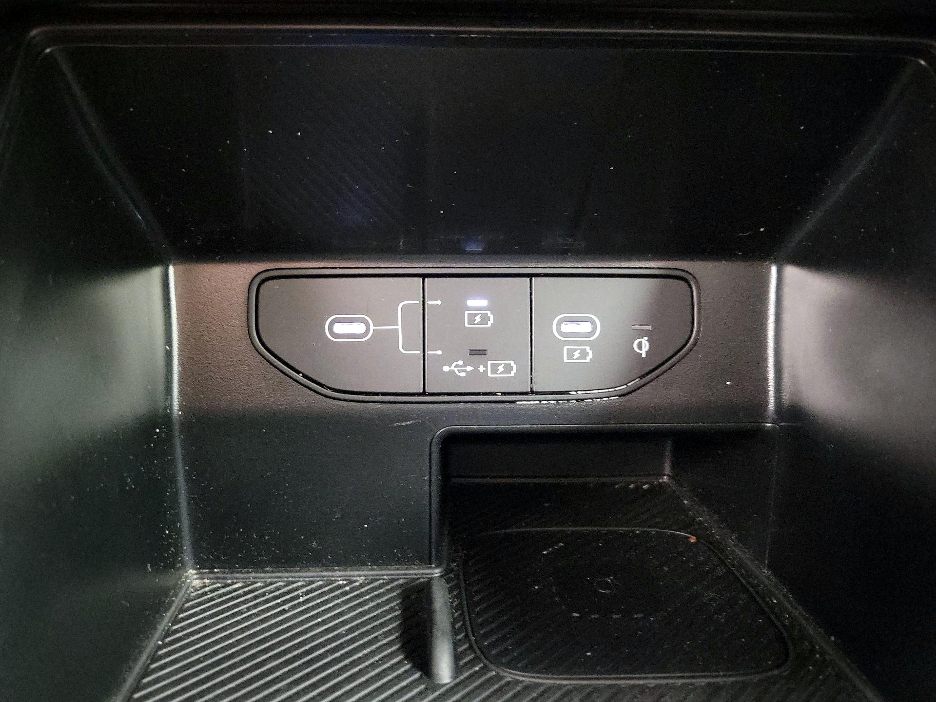 Thumbnail: 2024 Kia Sorento - 19