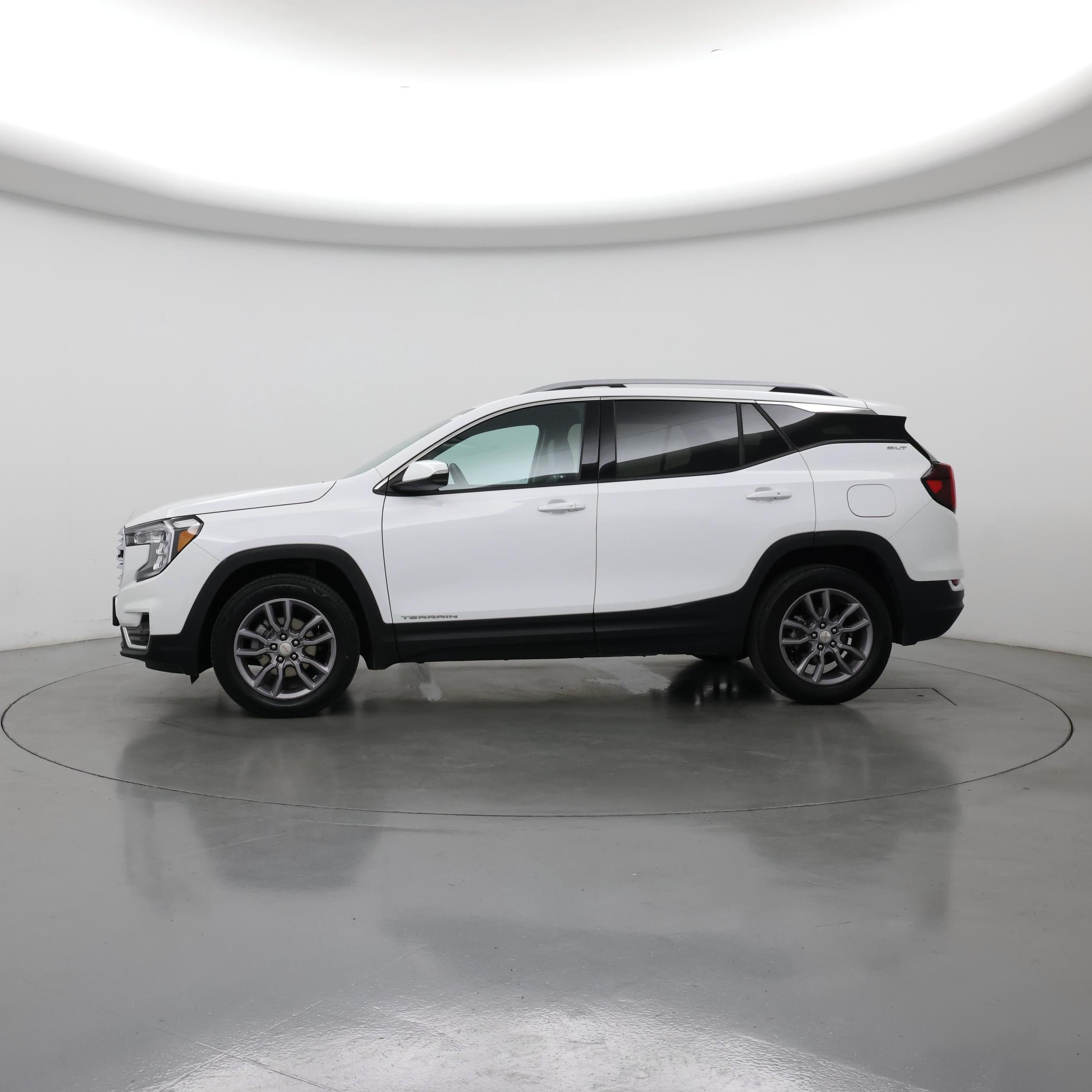 Thumbnail: 2024 GMC Terrain - 3