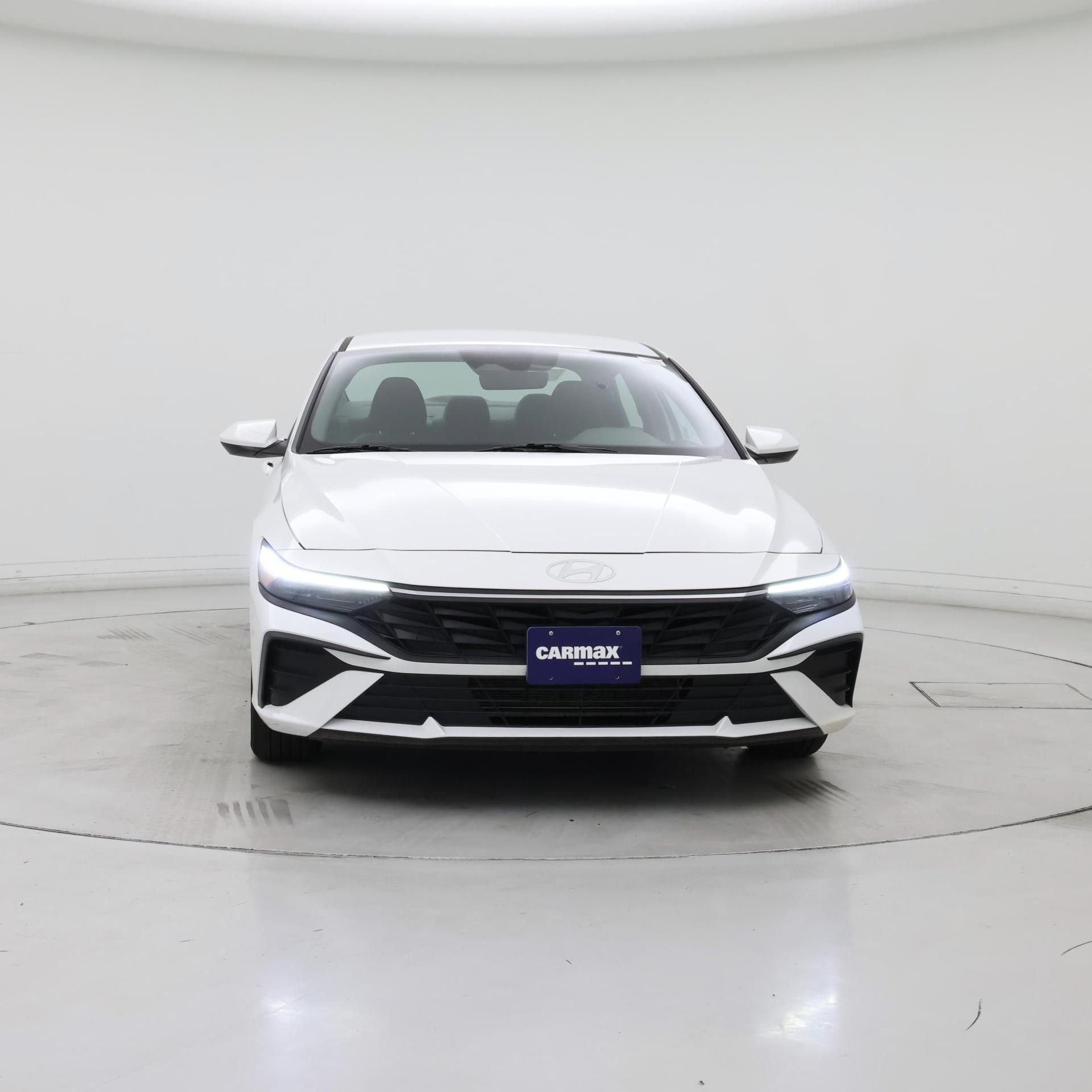 Thumbnail: 2024 Hyundai Elantra - 5