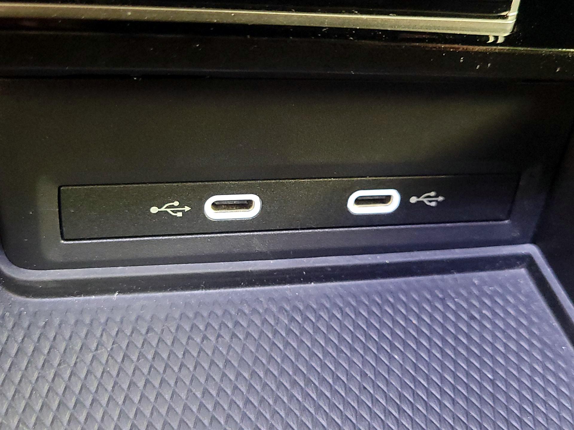 Thumbnail: 2025 Volkswagen Atlas - 18