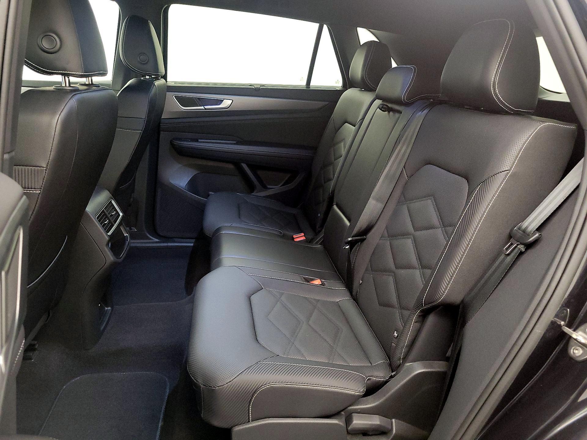 Thumbnail: 2025 Volkswagen Atlas - 19