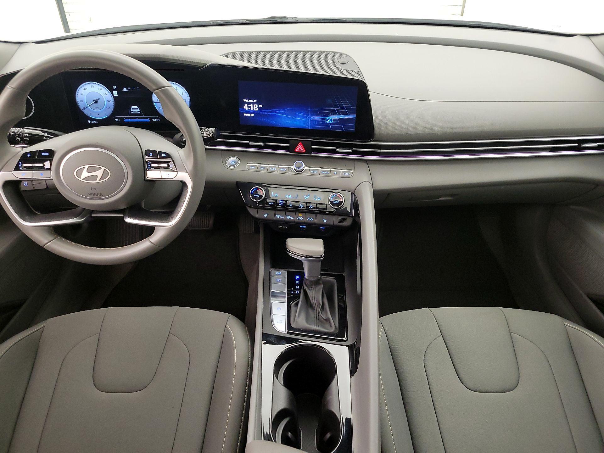 Thumbnail: 2025 Hyundai Elantra - 9