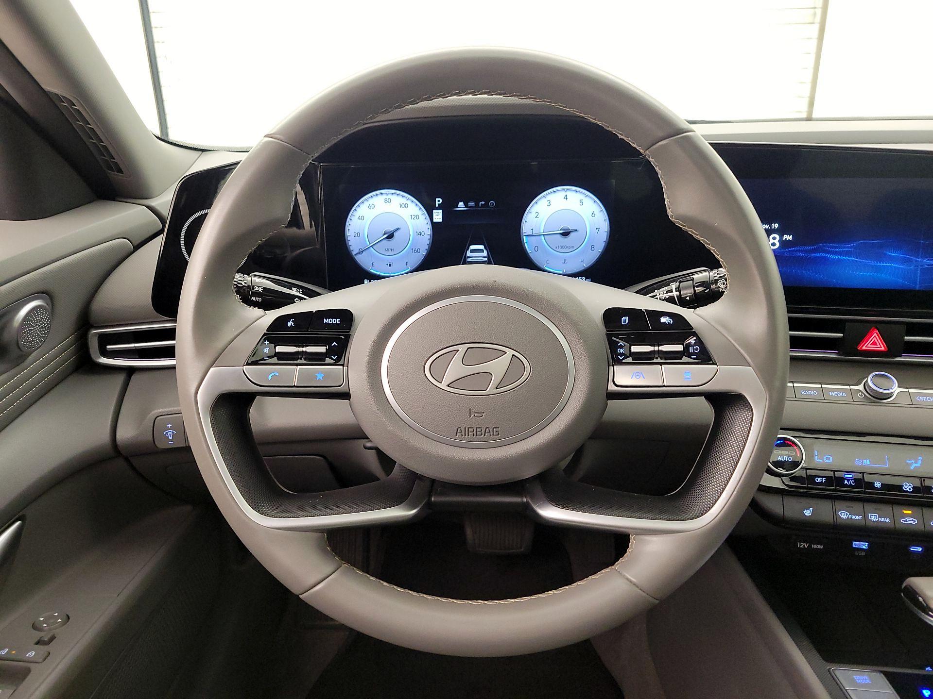 Thumbnail: 2025 Hyundai Elantra - 10