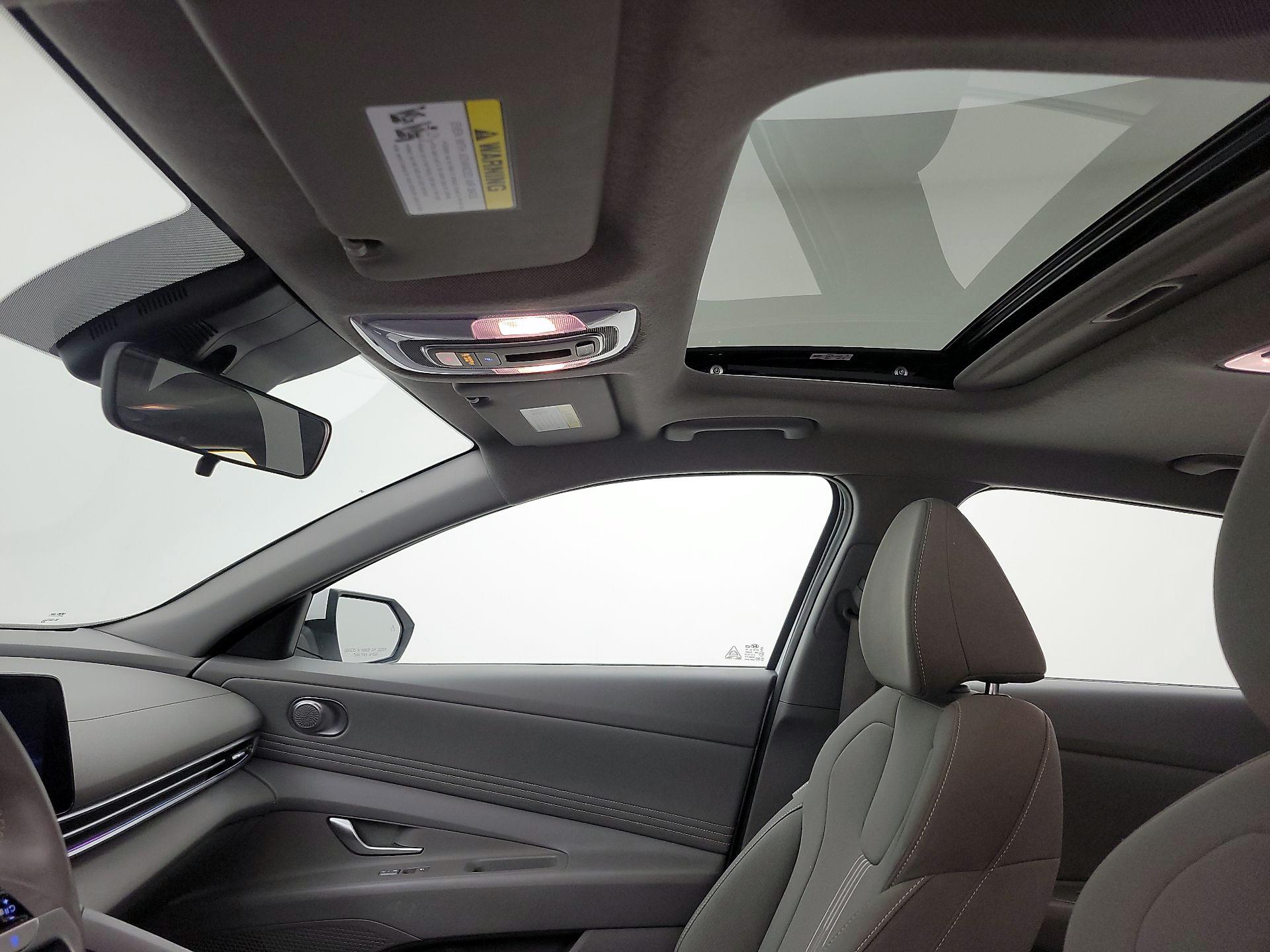 Thumbnail: 2025 Hyundai Elantra - 20