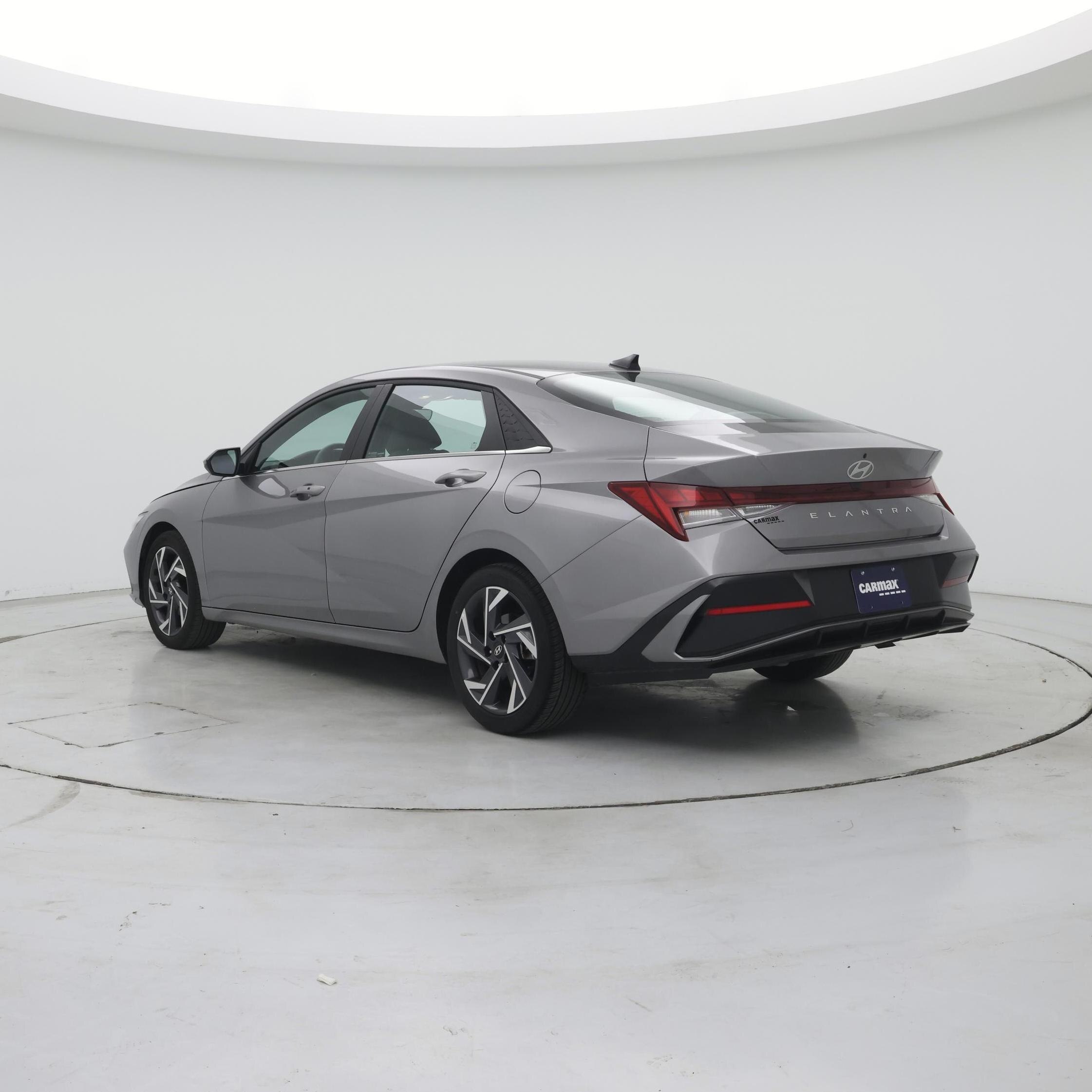 Thumbnail: 2025 Hyundai Elantra - 2