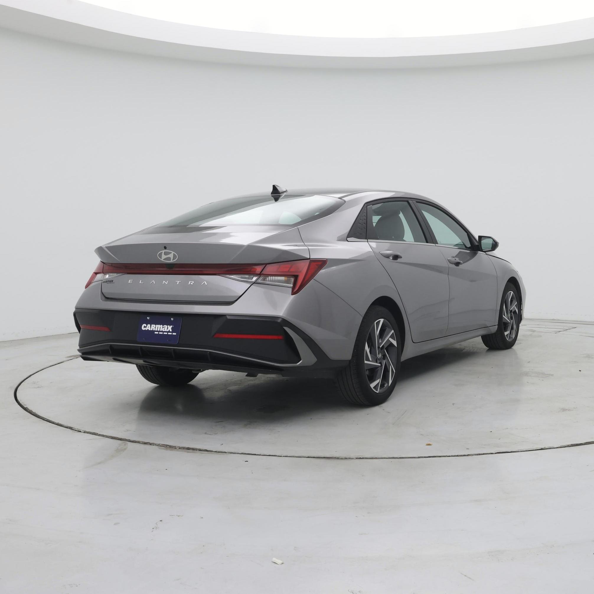 Thumbnail: 2025 Hyundai Elantra - 8