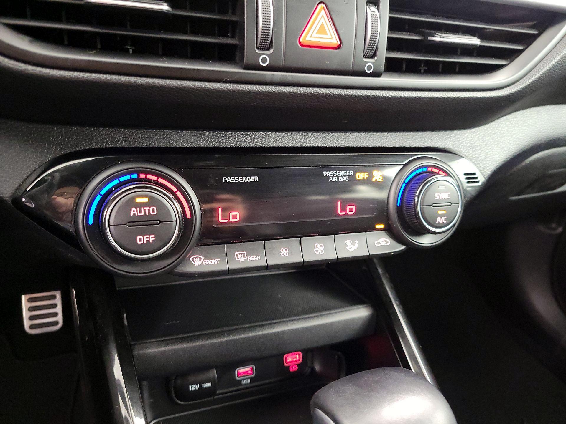 Thumbnail: 2023 Kia Forte - 17