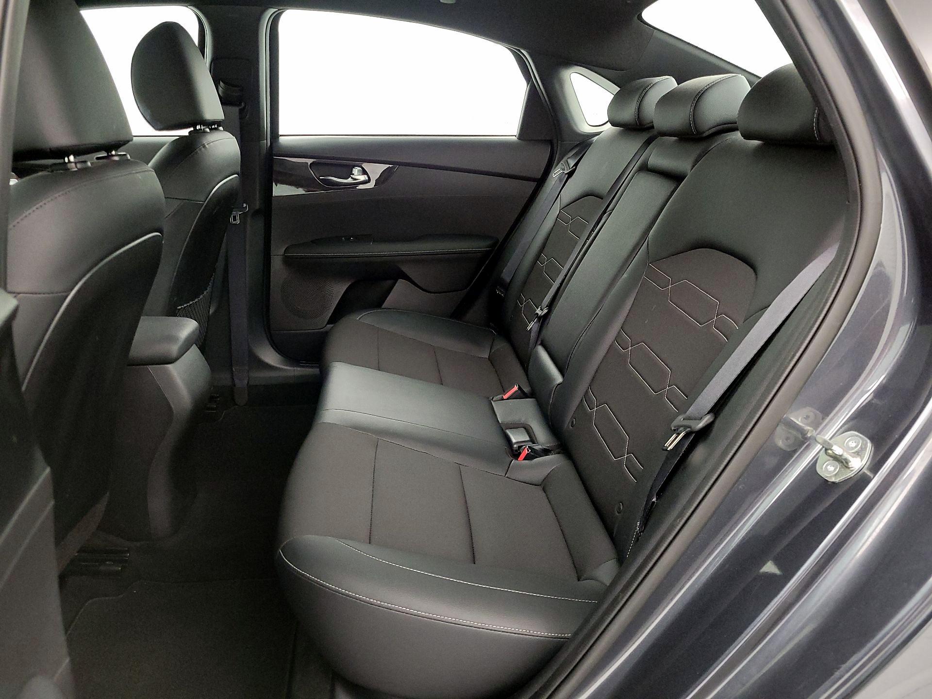 Thumbnail: 2023 Kia Forte - 20