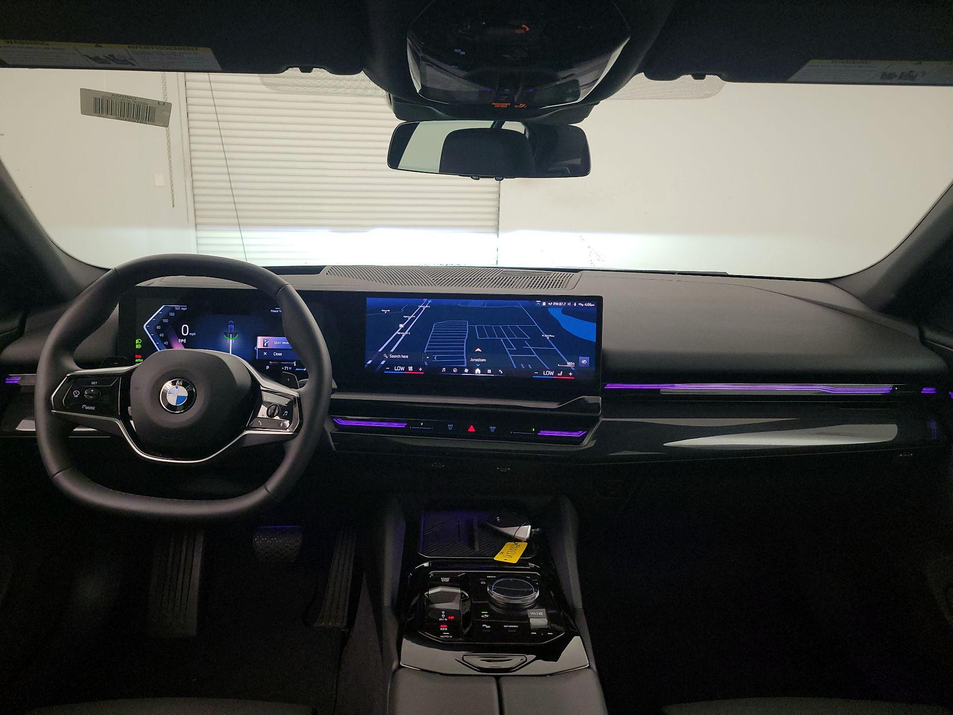 Thumbnail: 2025 BMW 5 Series - 9