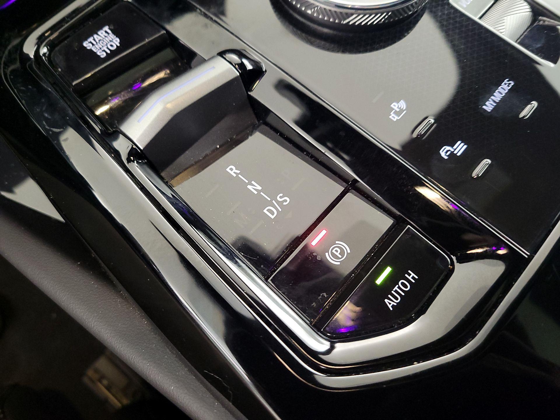 Thumbnail: 2025 BMW 5 Series - 18