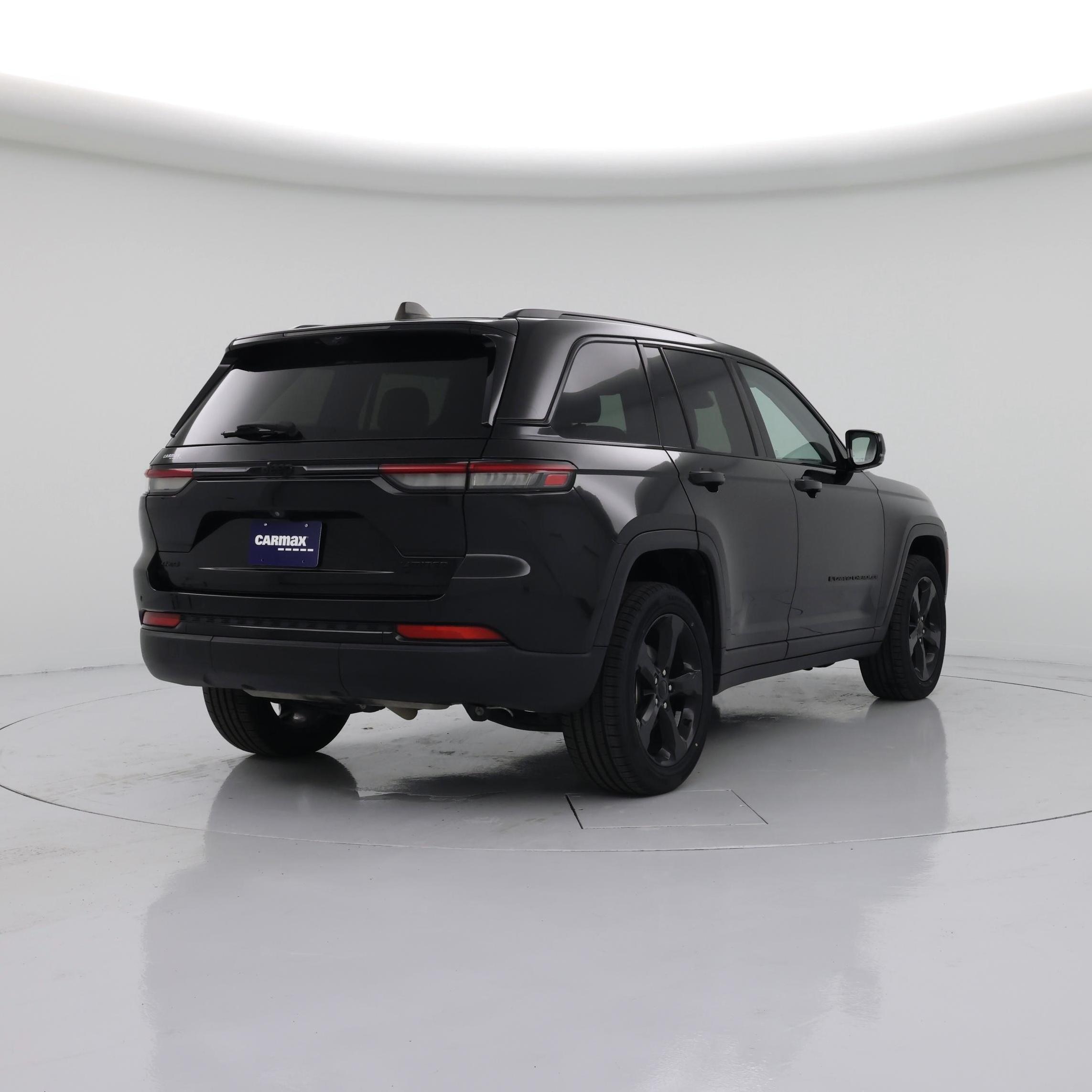 Thumbnail: 2023 Jeep Grand Cherokee - 8