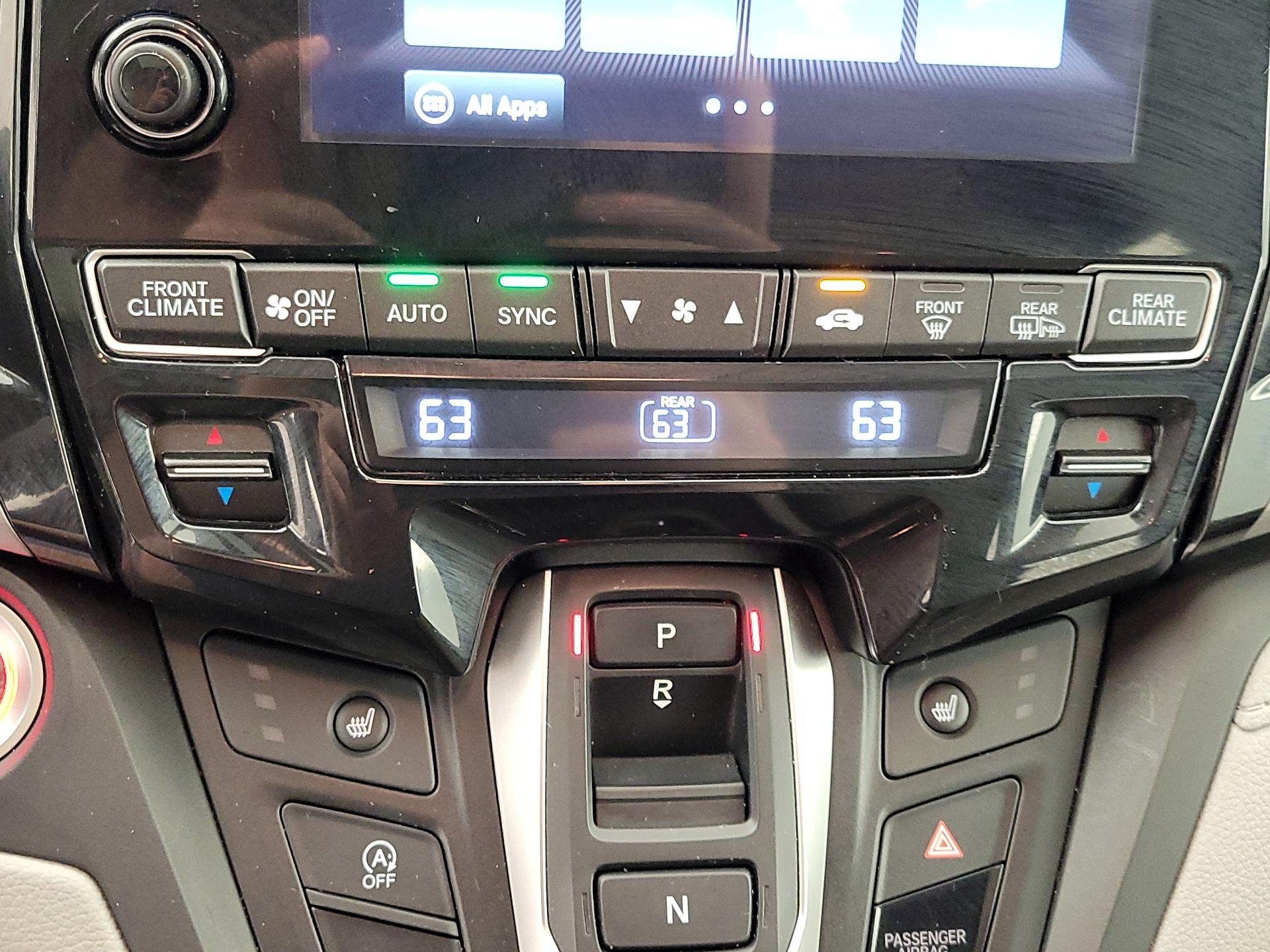 Thumbnail: 2020 Honda Odyssey - 16