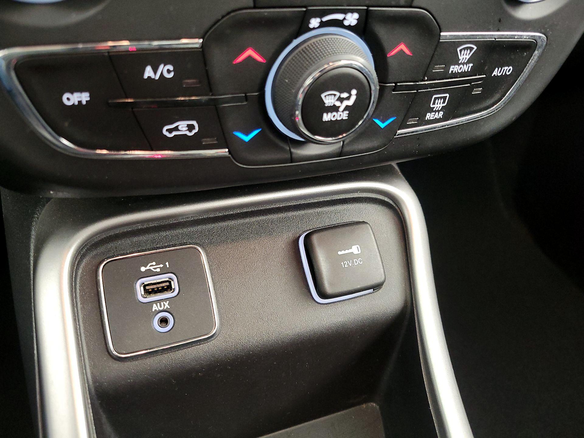 Thumbnail: 2020 Jeep Compass - 16