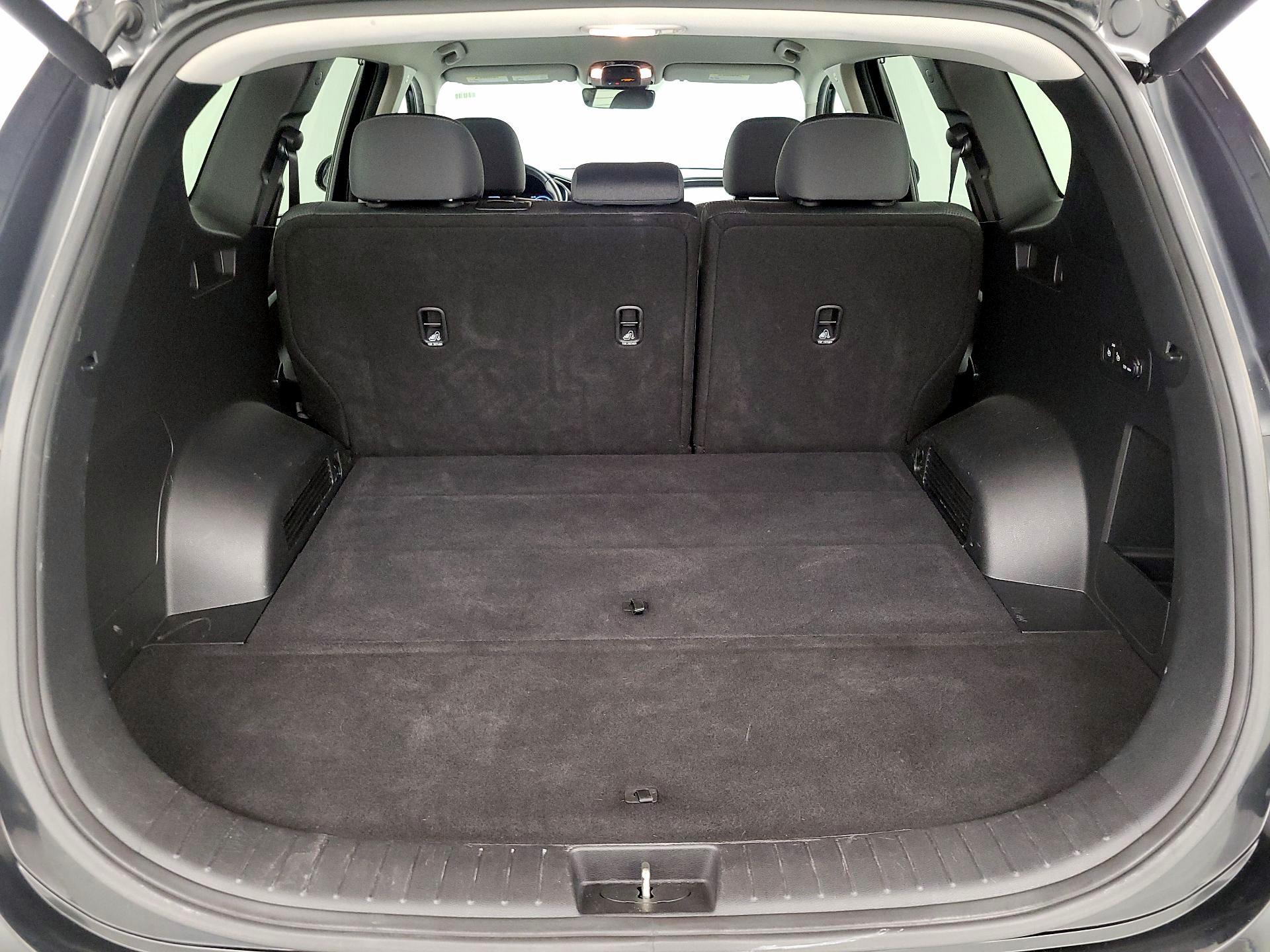 Thumbnail: 2022 Hyundai Santa Fe - 20