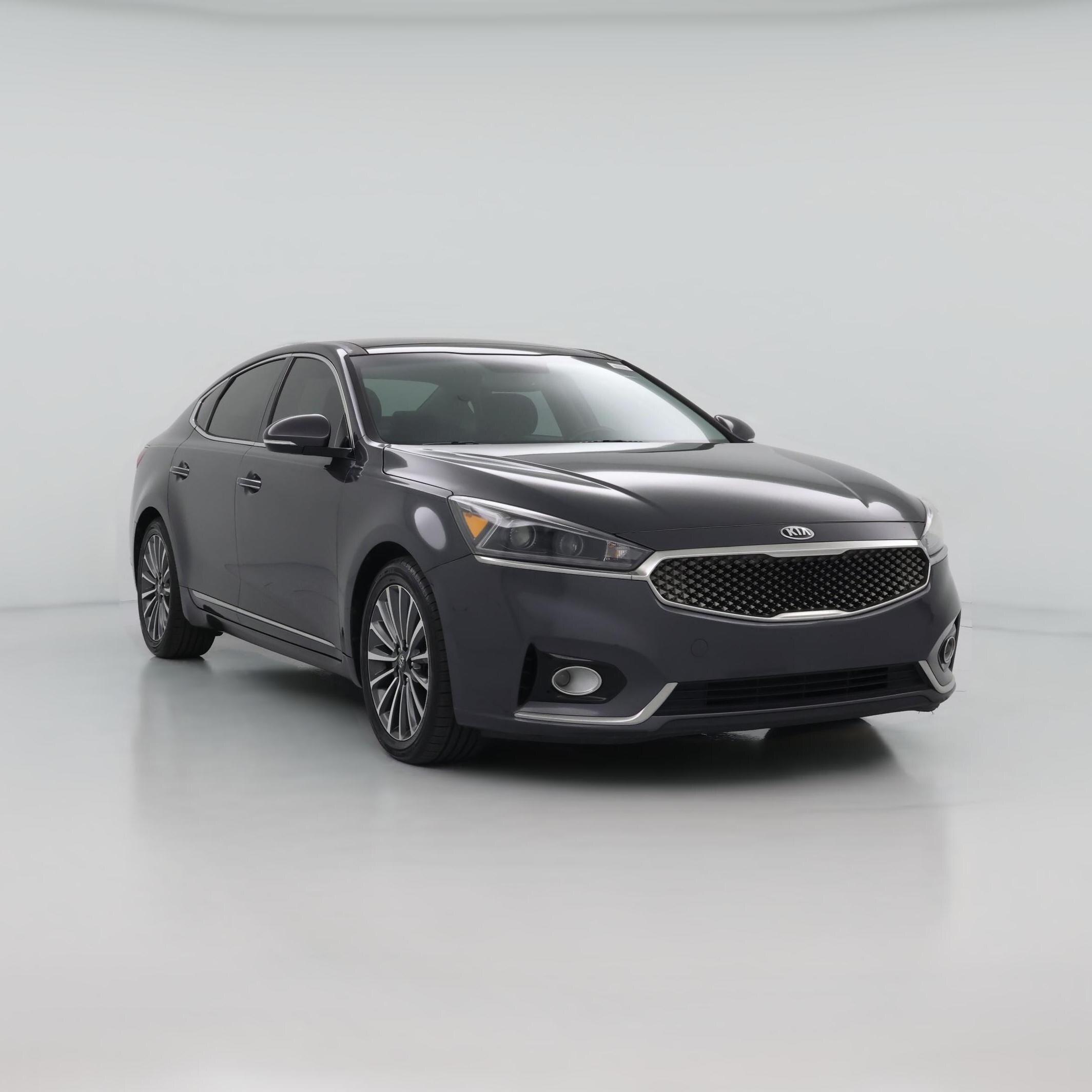 Thumbnail: 2017 Kia Cadenza - 1