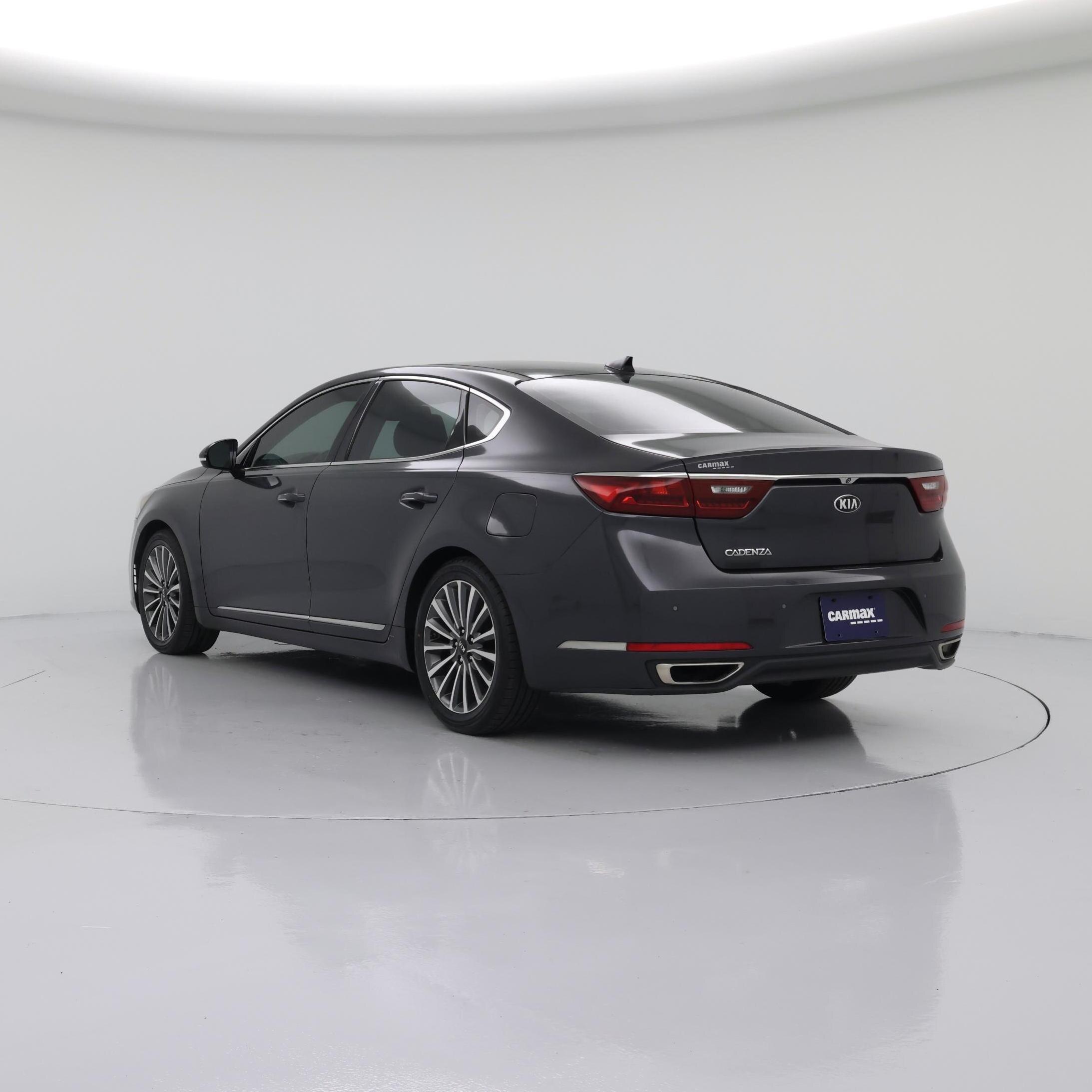 Thumbnail: 2017 Kia Cadenza - 2