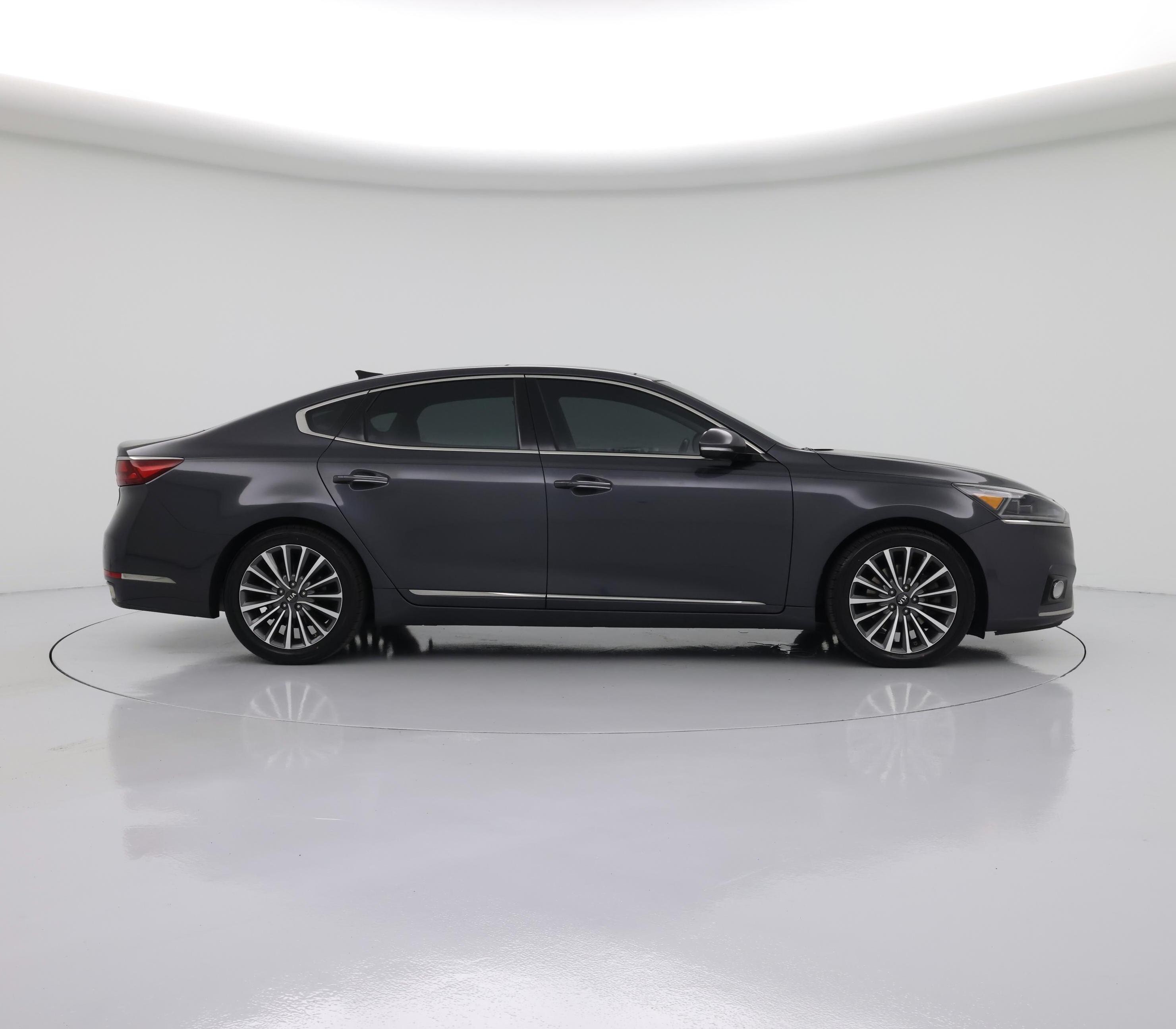 Thumbnail: 2017 Kia Cadenza - 7