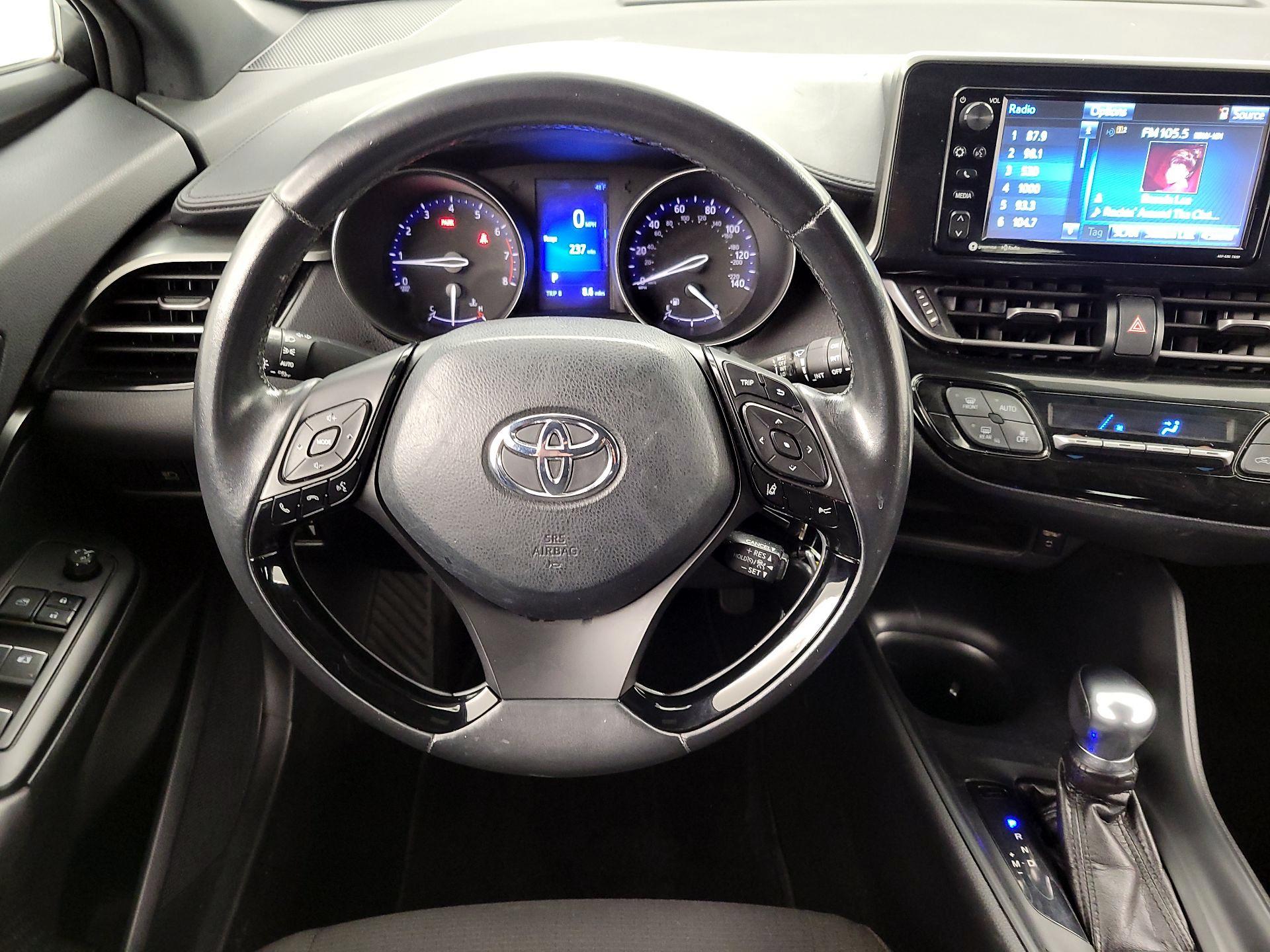 Thumbnail: 2018 Toyota C-HR - 10