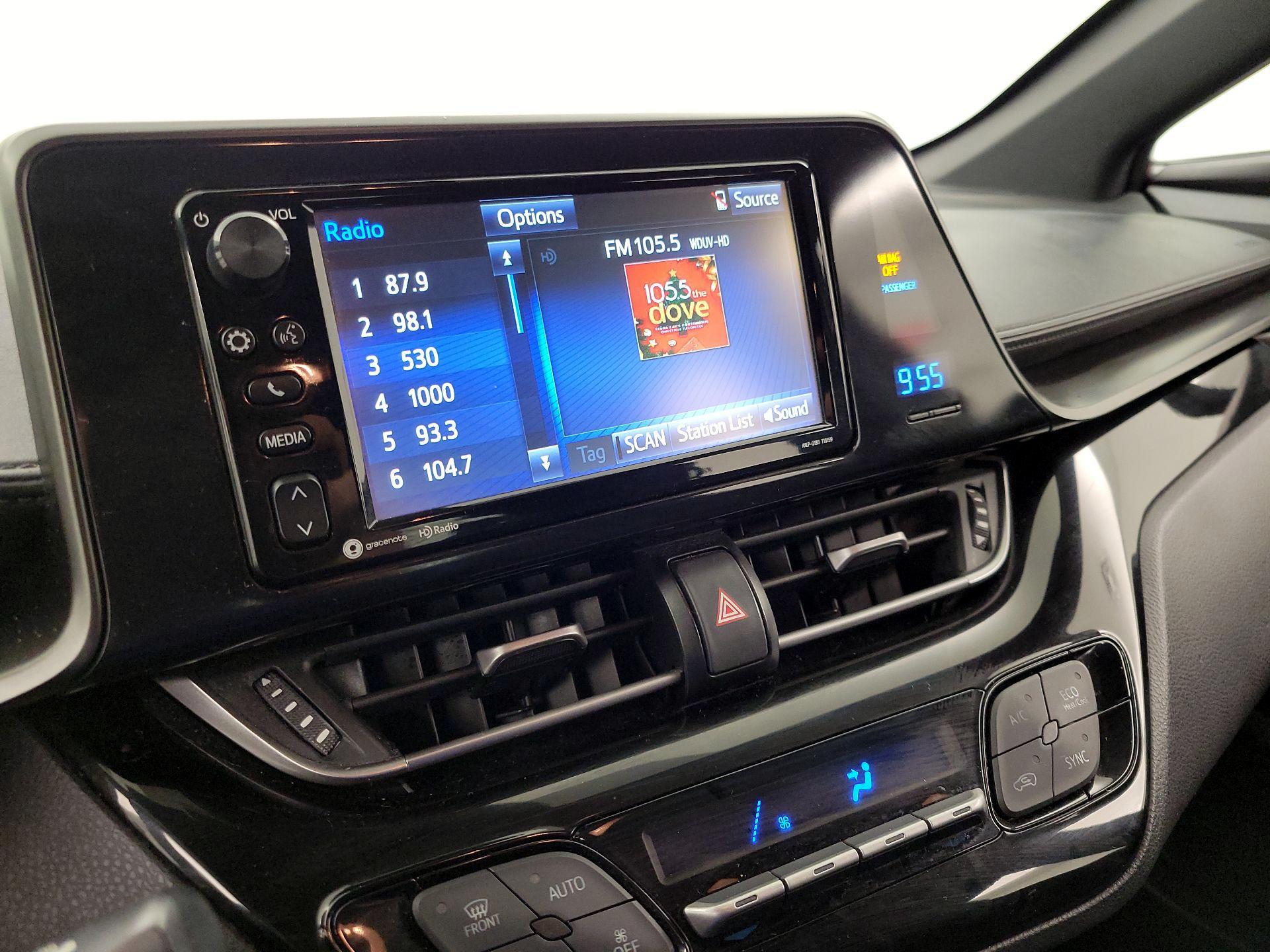 Thumbnail: 2018 Toyota C-HR - 15